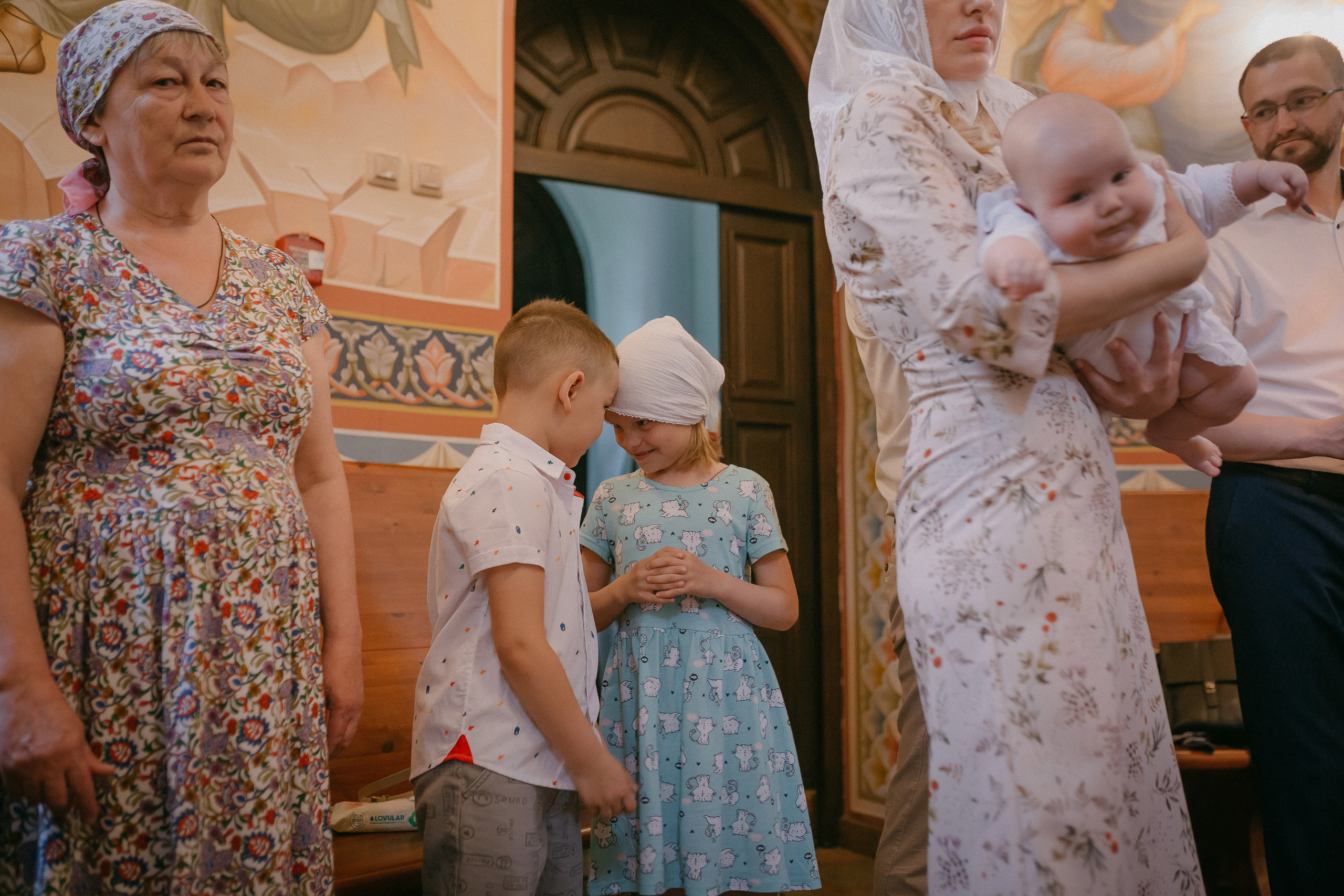 Крещение Кирилла. Храм Георгия Победоносца. Семейный фотограф в Сургуте