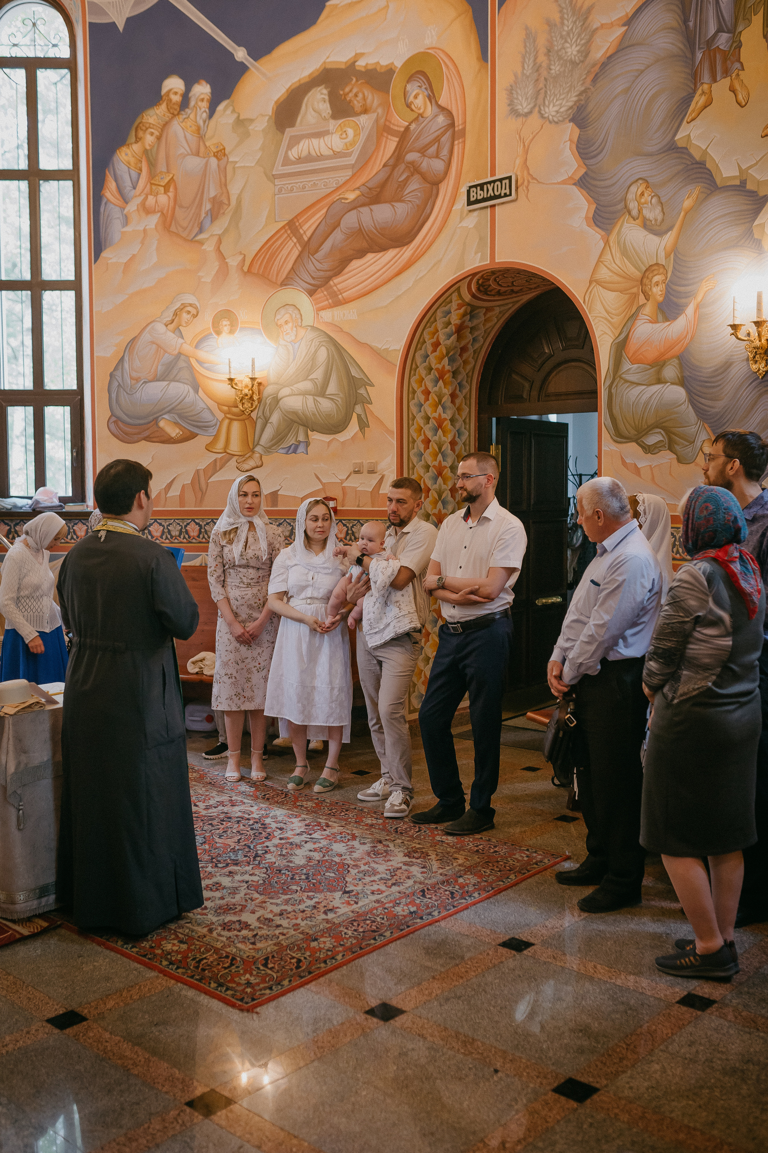 Крещение Кирилла. Храм Георгия Победоносца. Семейный фотограф в Сургуте