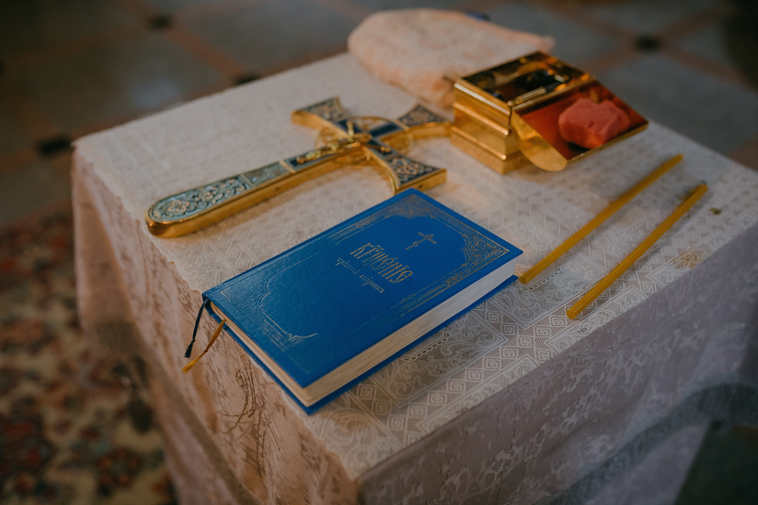 Крещение Кирилла. Храм Георгия Победоносца. Семейный фотограф в Сургуте