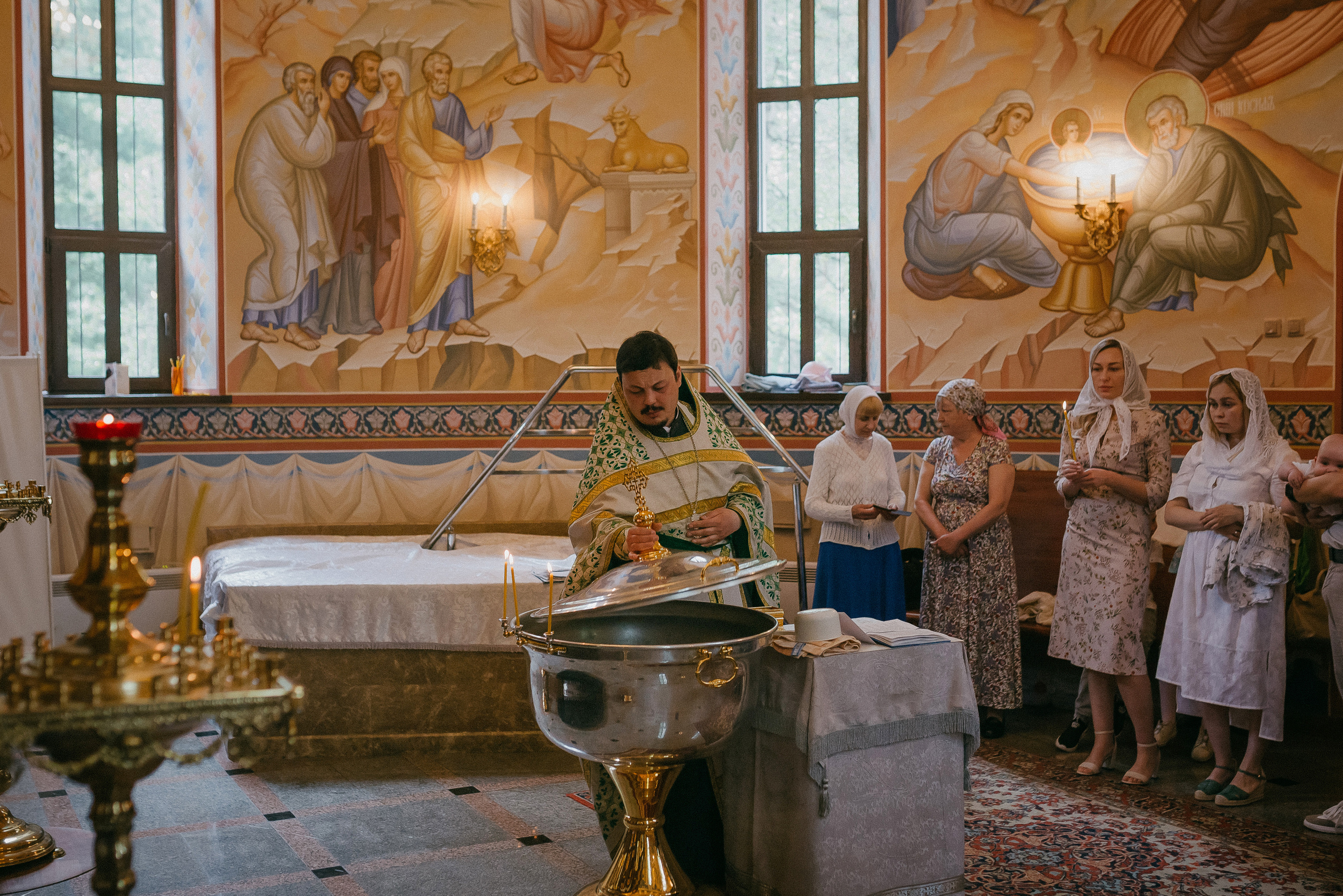 Крещение Кирилла. Храм Георгия Победоносца. Семейный фотограф в Сургуте