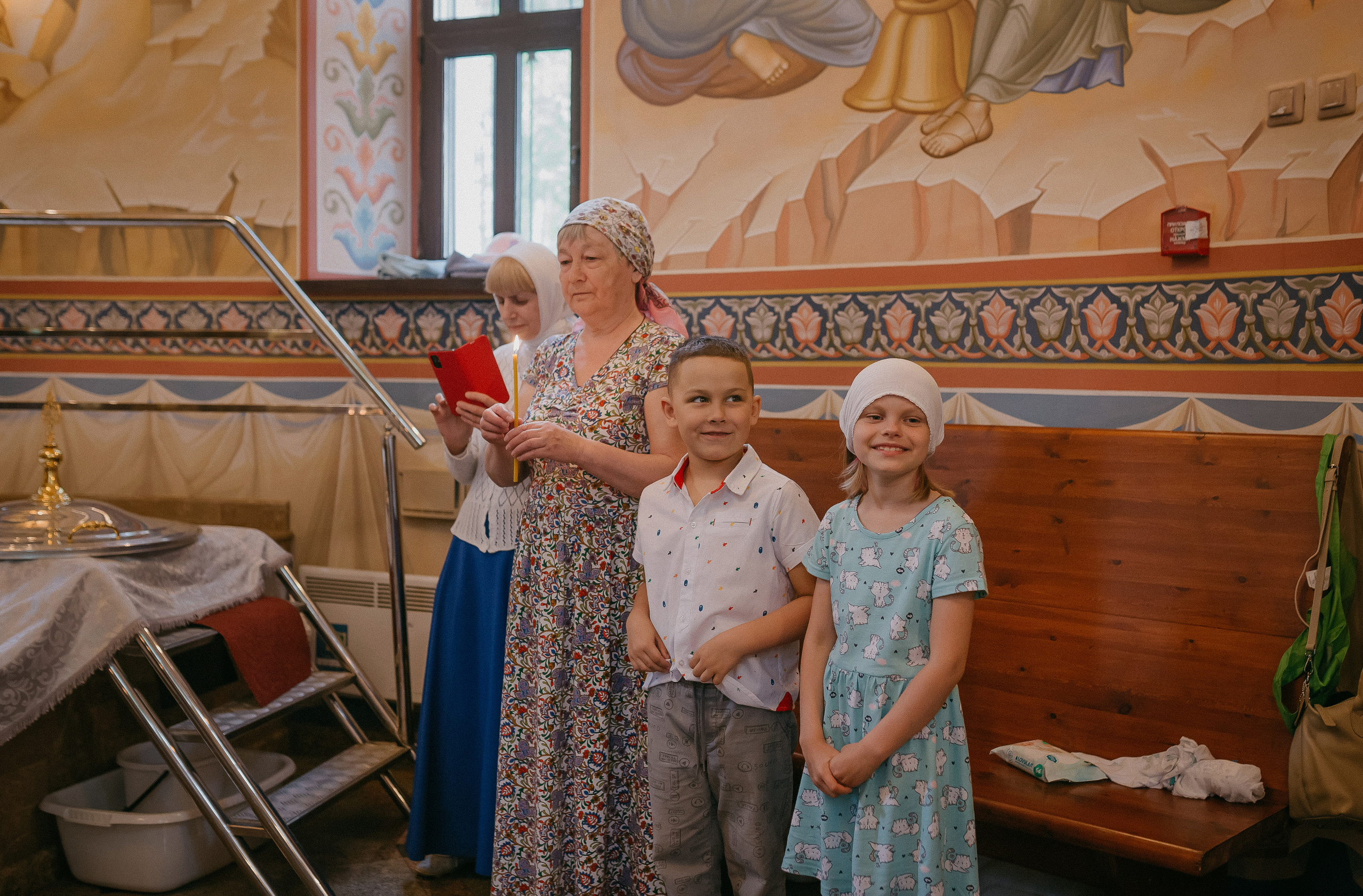 Крещение Кирилла. Храм Георгия Победоносца. Семейный фотограф в Сургуте