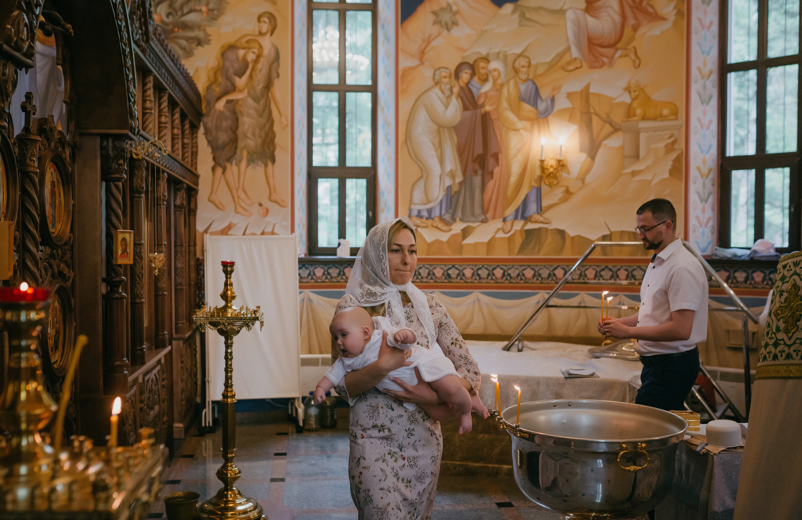 Крещение Кирилла. Храм Георгия Победоносца. Семейный фотограф в Сургуте