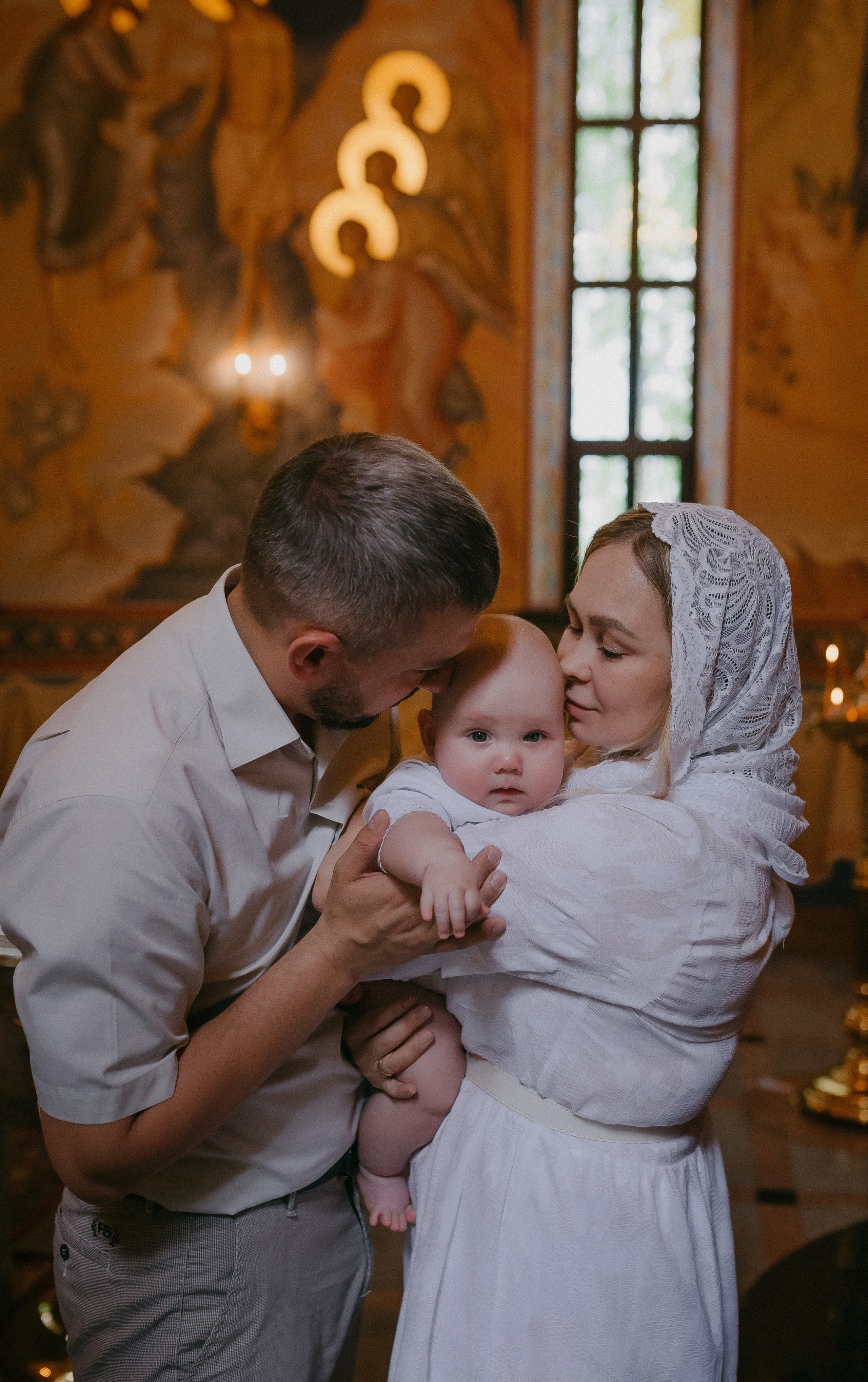 Крещение Кирилла. Храм Георгия Победоносца. Семейный фотограф в Сургуте