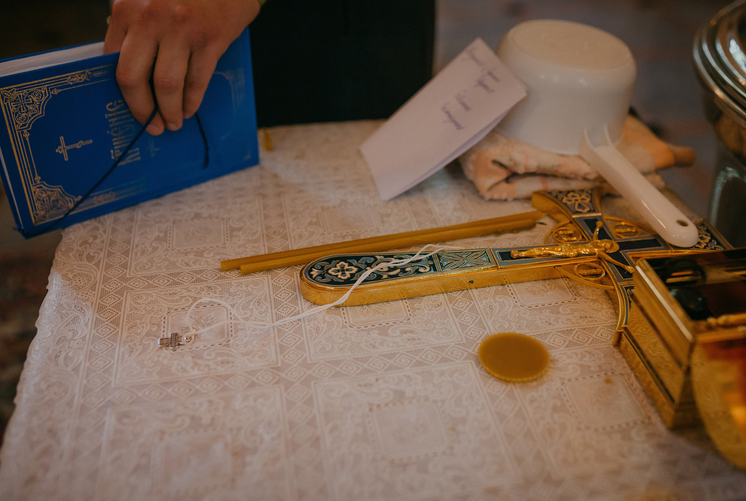 Крещение Кирилла. Храм Георгия Победоносца. Семейный фотограф в Сургуте