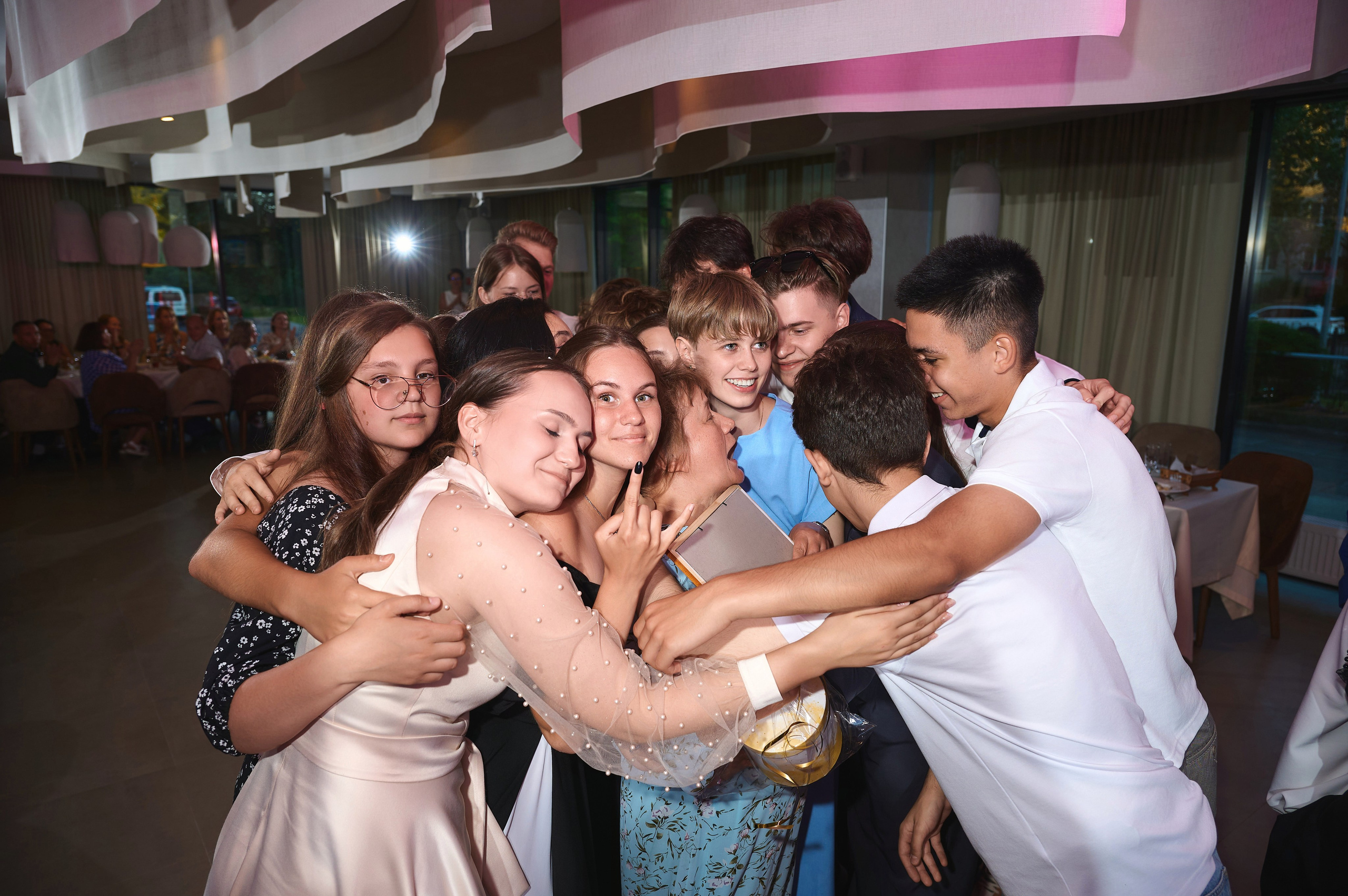 Репортажная съёмка выпускного 9-11 классы. Выпускной альбом Выборг, Каменногорск, Светогорск, Санкт-Петербург