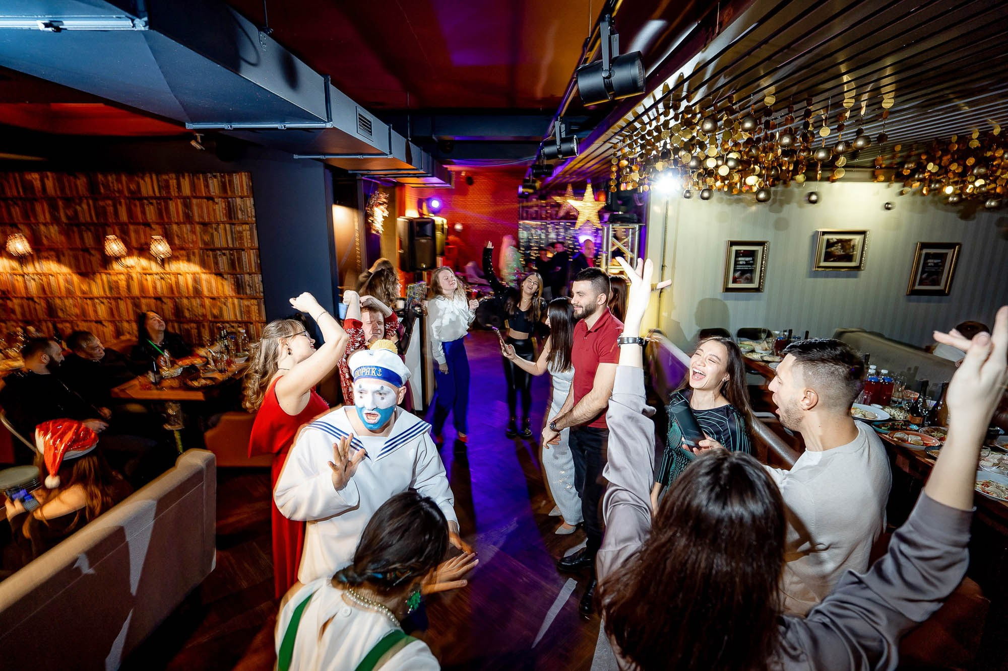 Новый год 2024 в Peoples. Сергей Кошкин. Репортажная и ивент-фотография в Сургуте