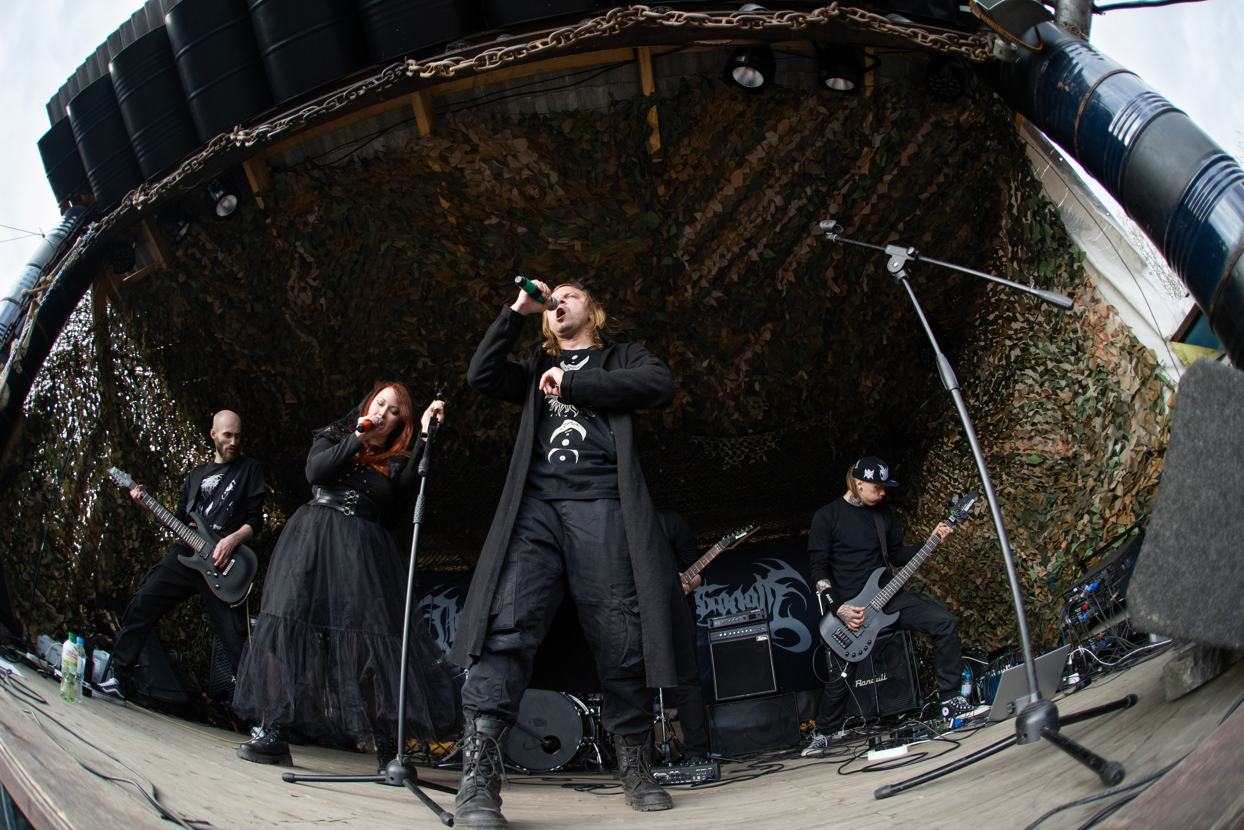 Фестиваль «ПОСРЕДИ КЛАДБИЩ И БОЛОТ»|Архангельск. Концертный и репортажный фотограф в Санкт-Петербурге Слава Пахомов