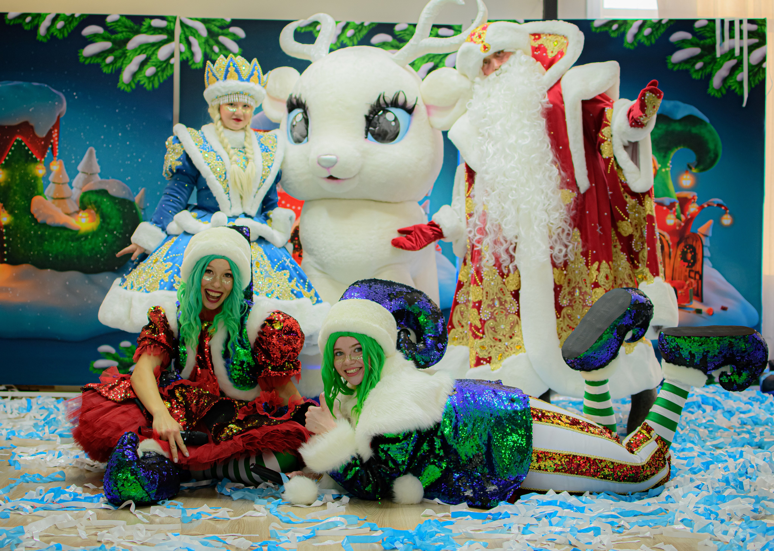 HAPPY NEW YEAR. Photokarish