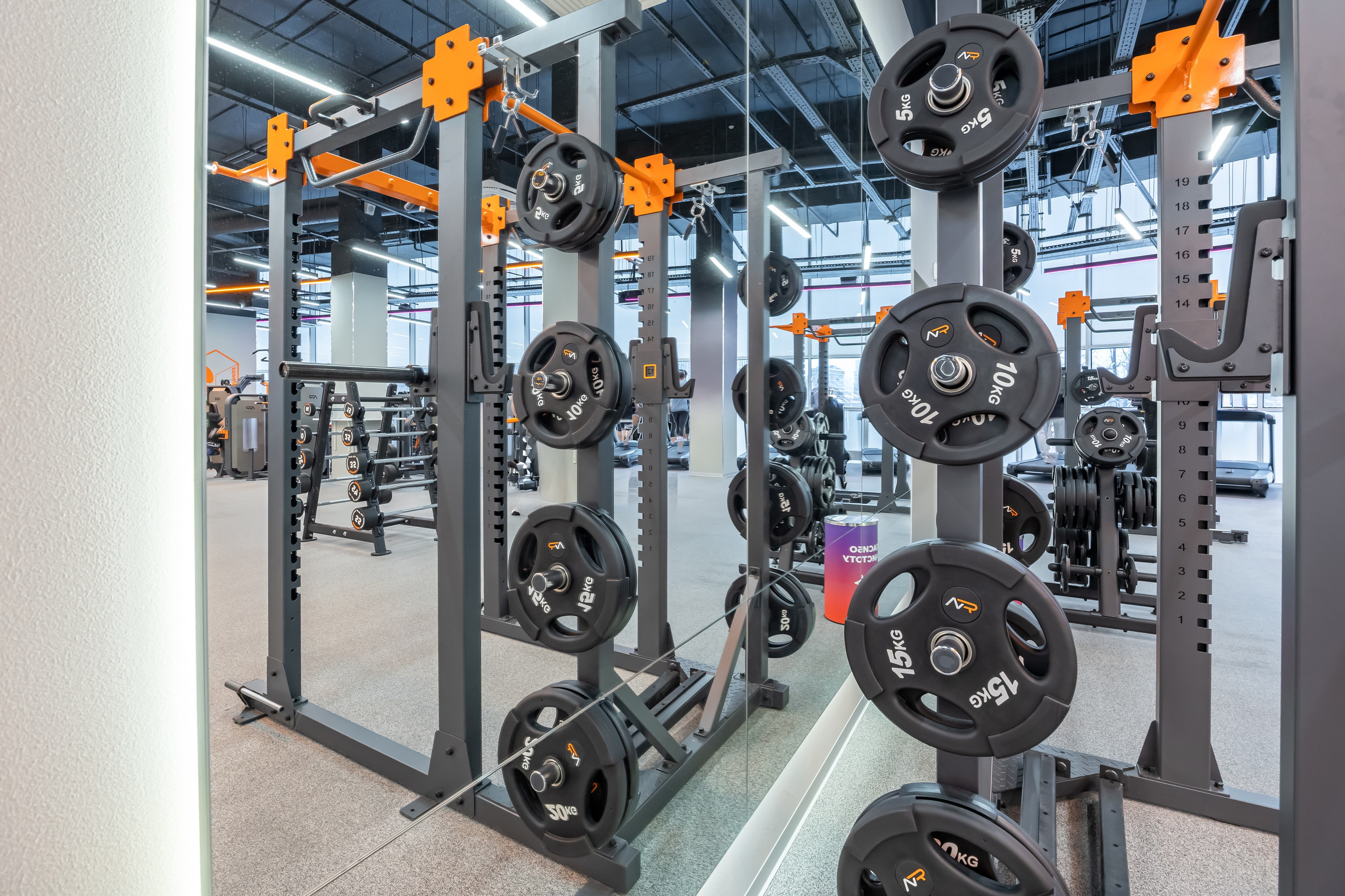 Интерьерная фотосъемка фитнес клуба. Интерьерный фотограф в Москве Сергей Чекмезов