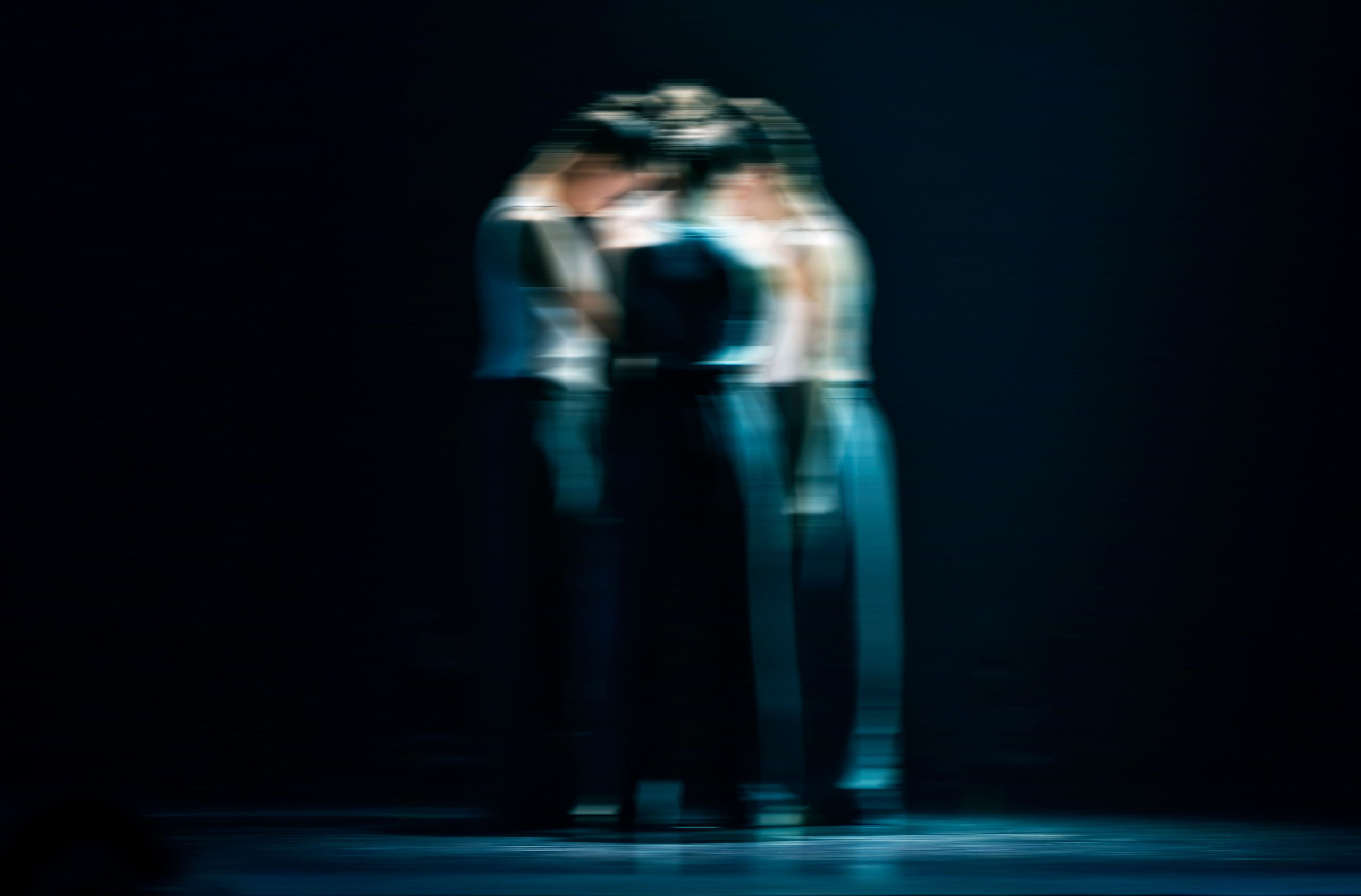 ART | FASHION | PODIUMS |SHOW