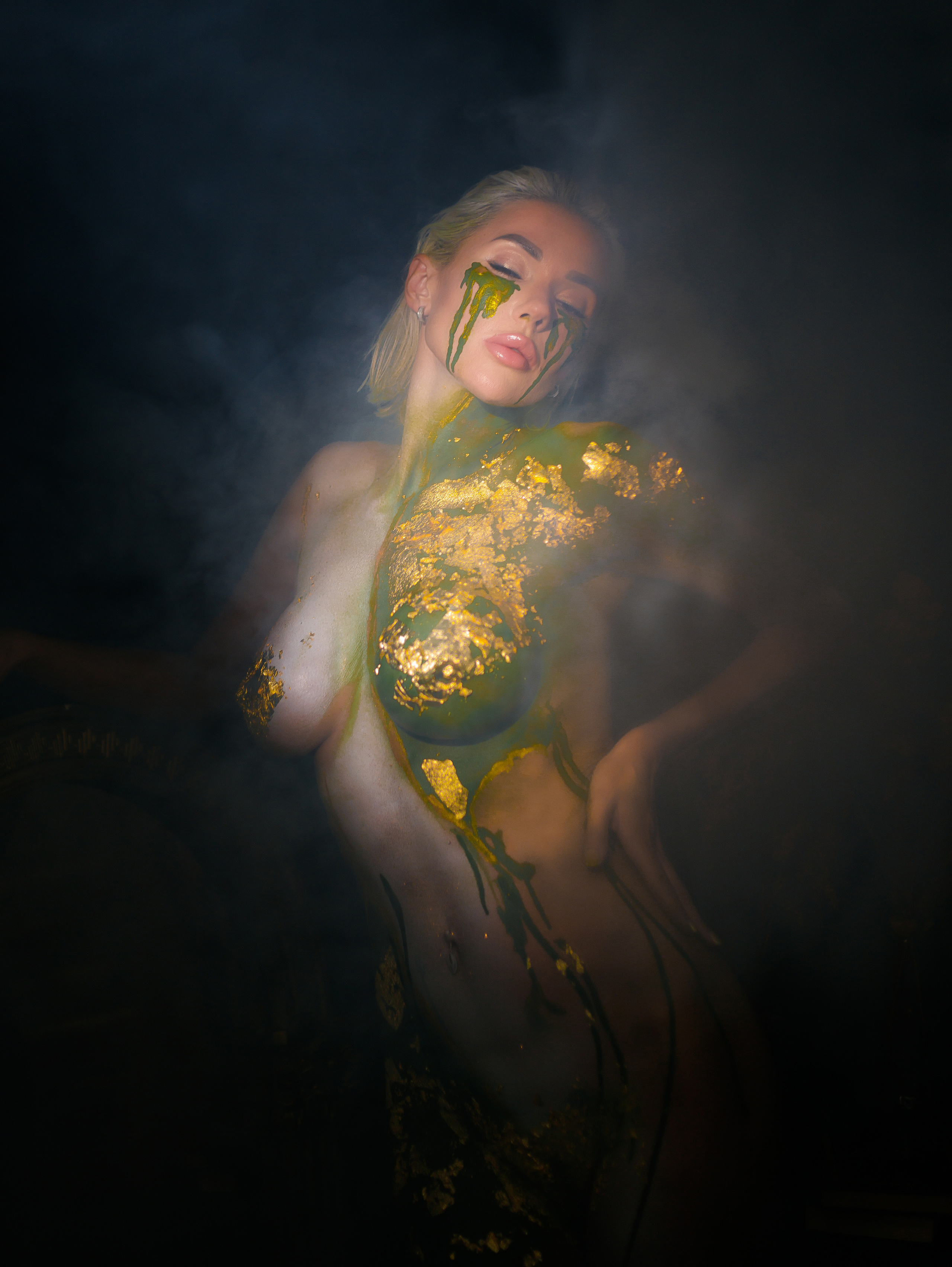 Творческие. Предметный и модельный фотограф Хасаншин Дамир