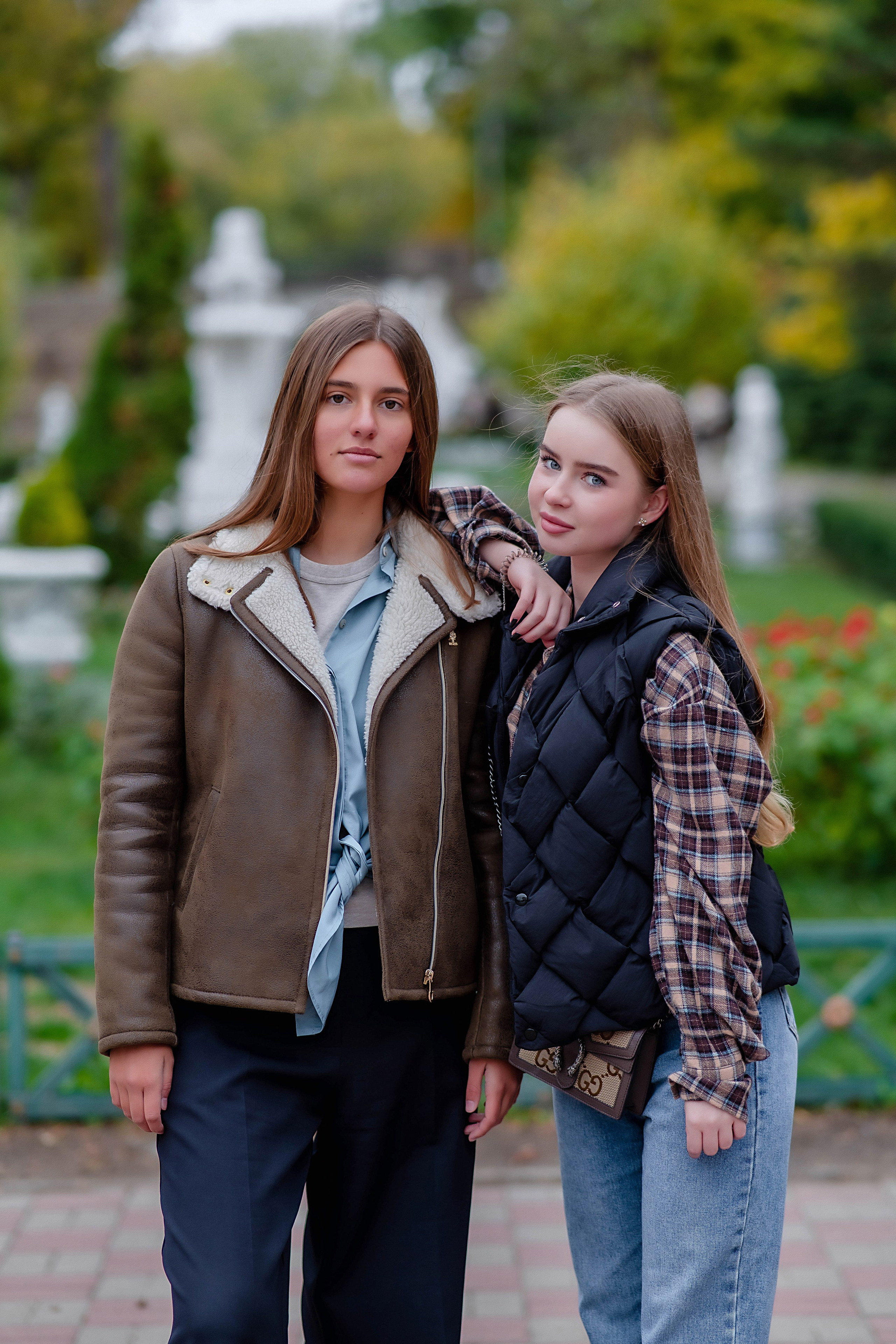 Фотосессия Гимназия № 14 класс 11Б ВЫПУСК 2025. Современные Выпускные Альбомы в Ростове-на-Дону