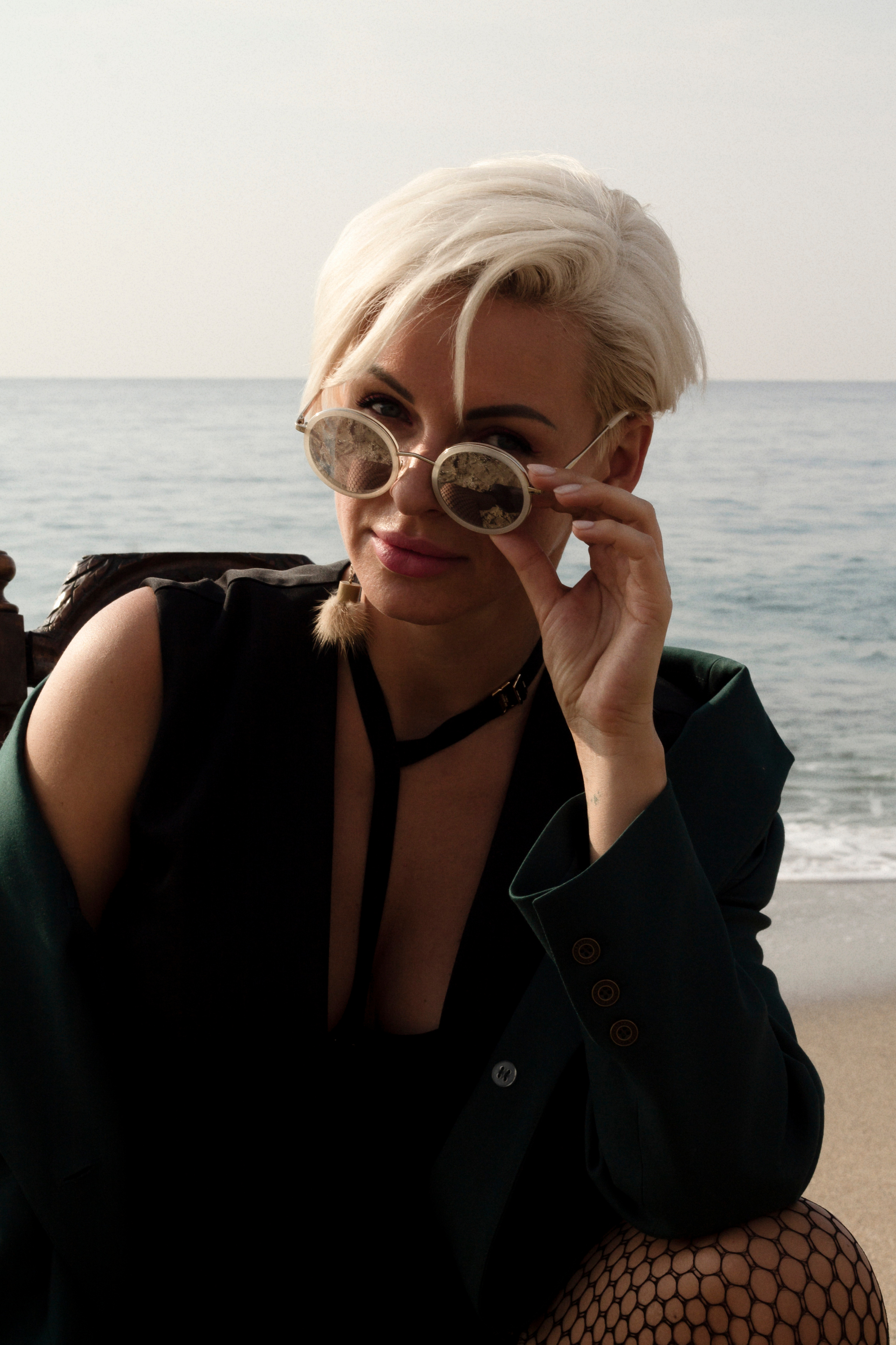 Natali on beach. Индивидуальные фотосессии и репортаж в Москве. Матвей Фомин