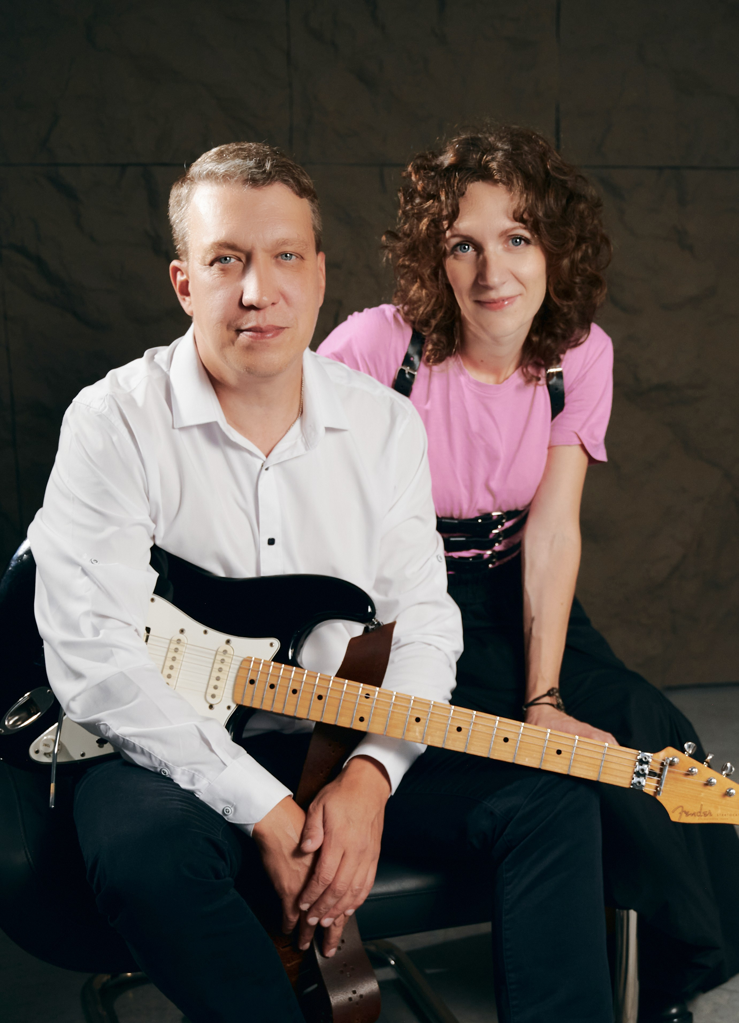 Бизнес съёмка группы «Политика». Виктория Ларина — Портретный профессиональный фотограф в Иркутске