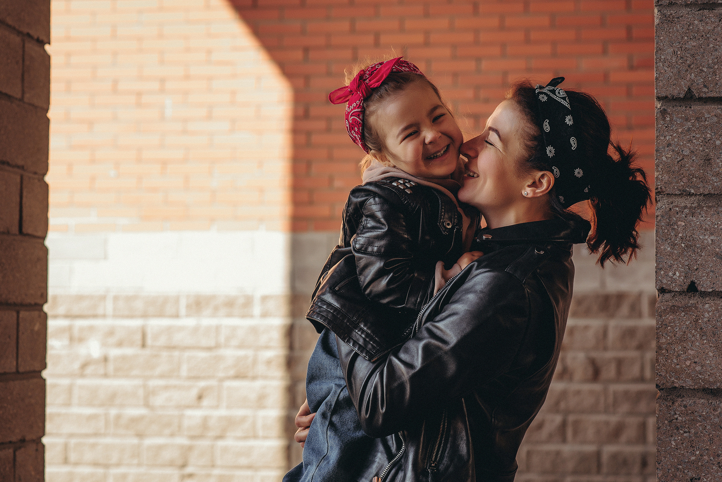 Юля и Марго в Ладожском парке. Фотограф в Санкт-Петребурге и в Великих Луках Волченкова Екатерина