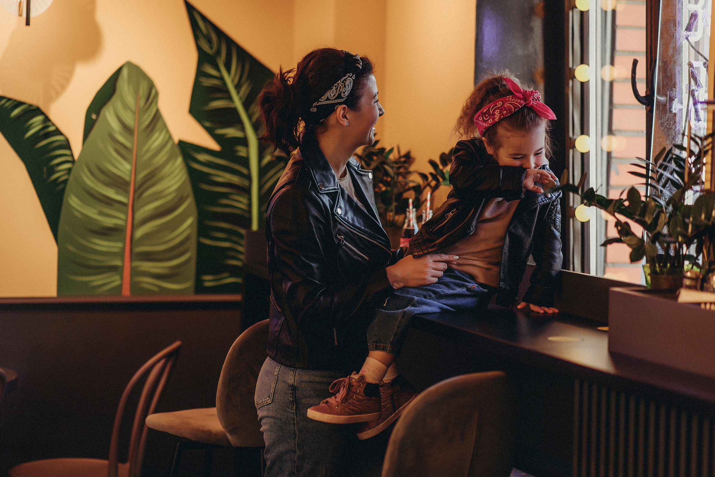 Юля и Марго в Ладожском парке. Фотограф в Санкт-Петребурге и в Великих Луках Волченкова Екатерина