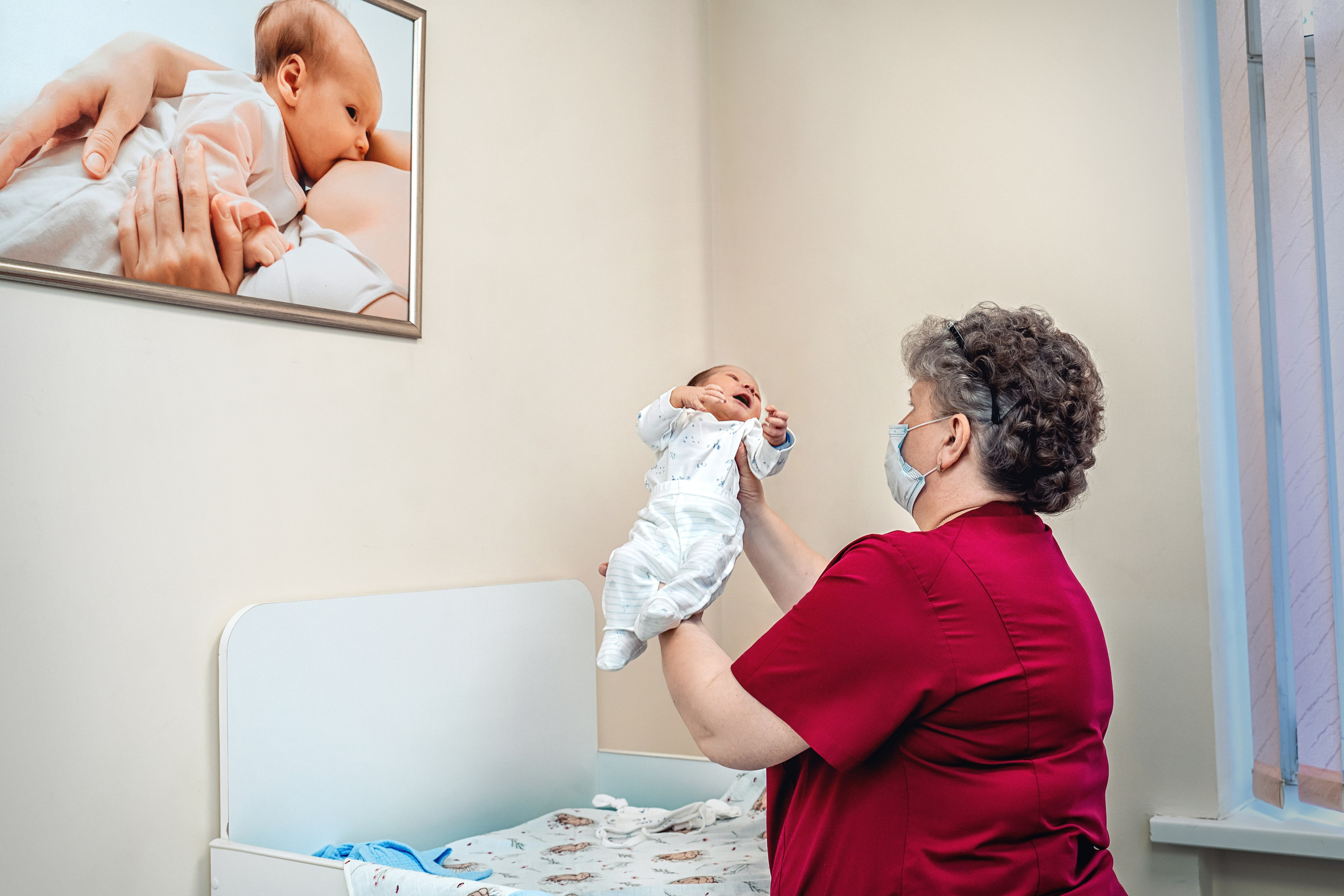 Выписка роддом 36 им Иноцемцева. Фотограф на выписку из роддома Москва. Фотограф \ Видеограф на Крещение, Венчание Москва| Семейные съемки