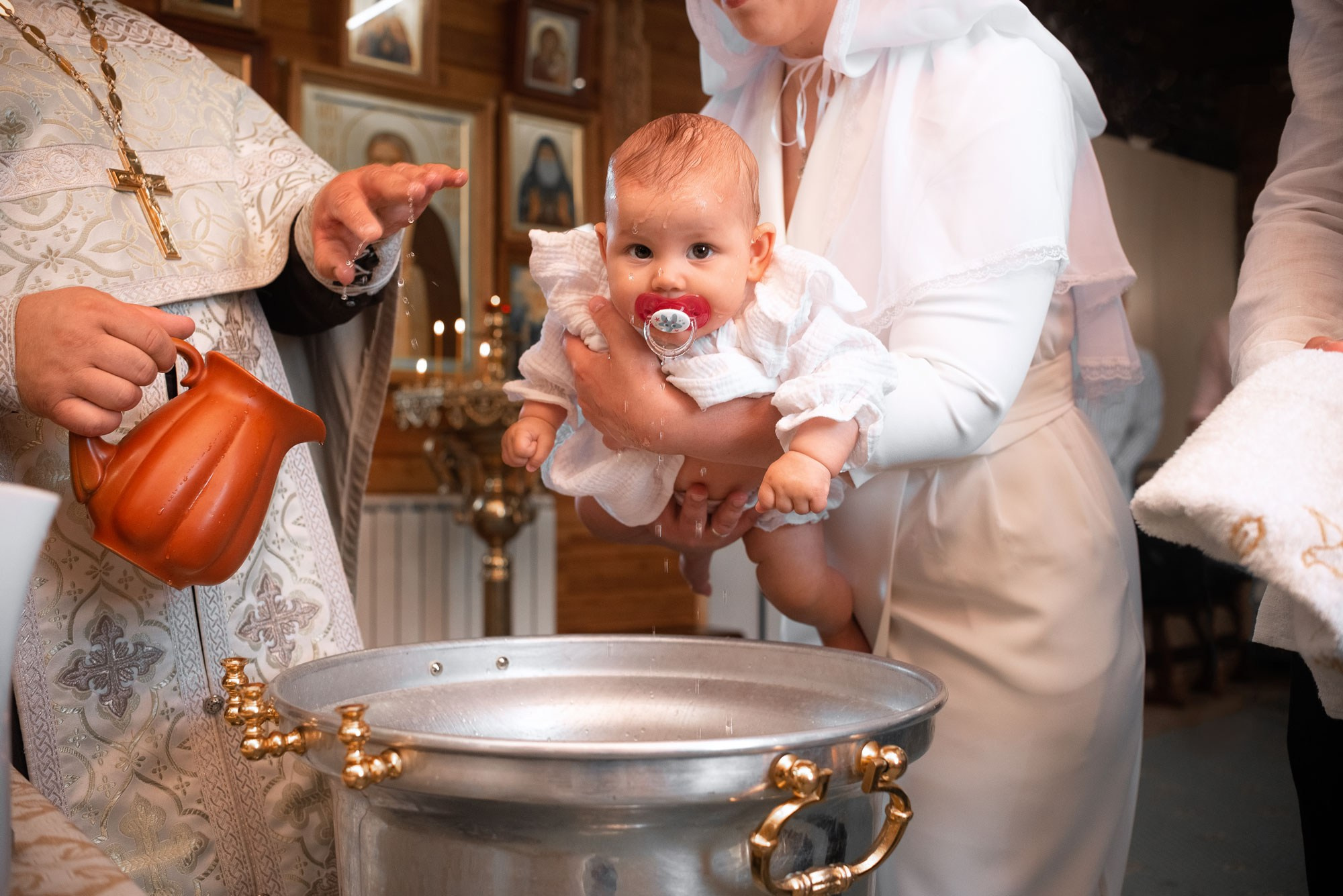 Крещение Злата хр. Николая Японского. Семейный фотограф на выписку из роддома и крещение Минск Настя Гришук