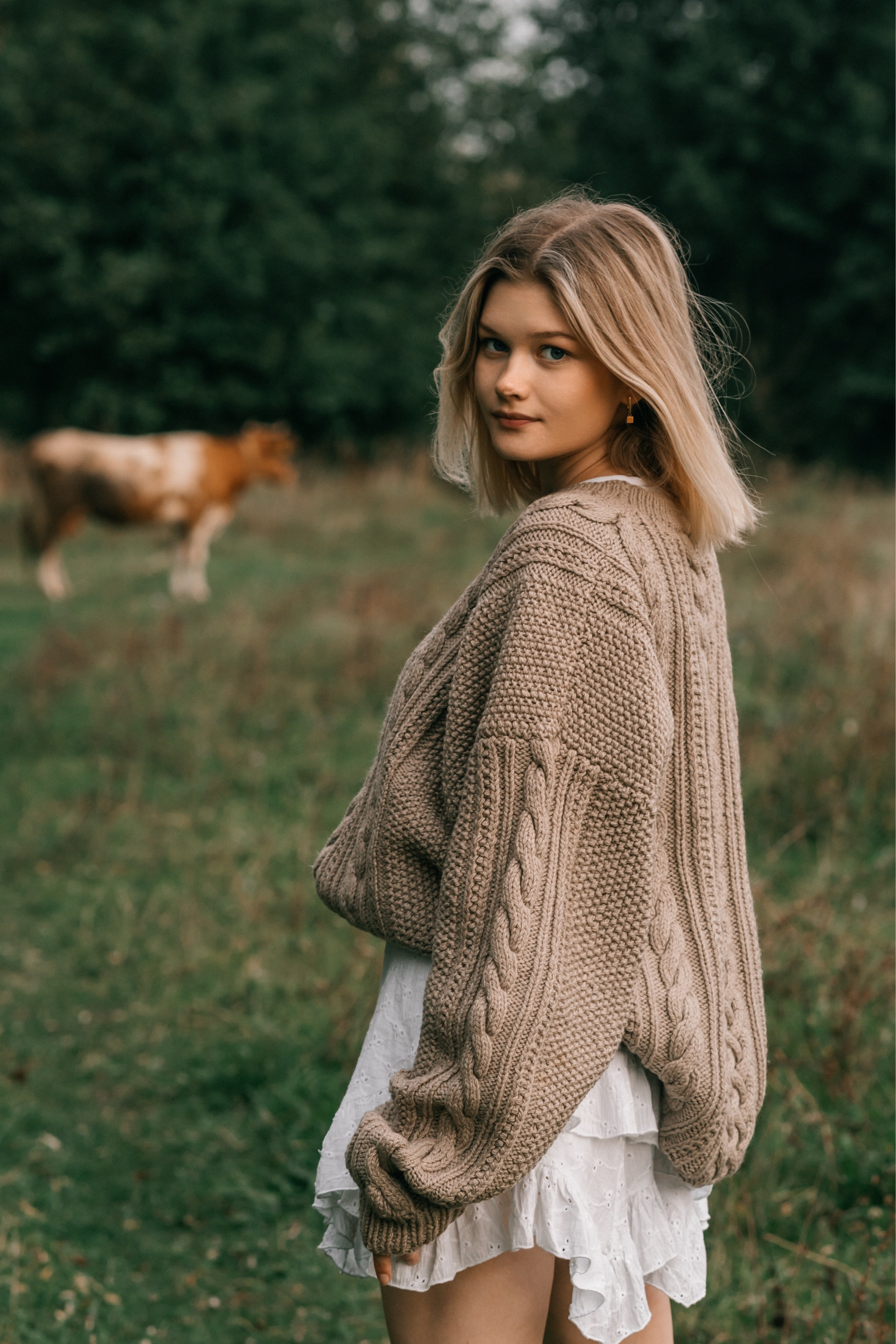Julia. Я — Алёна и я фотографирую красиво (е)