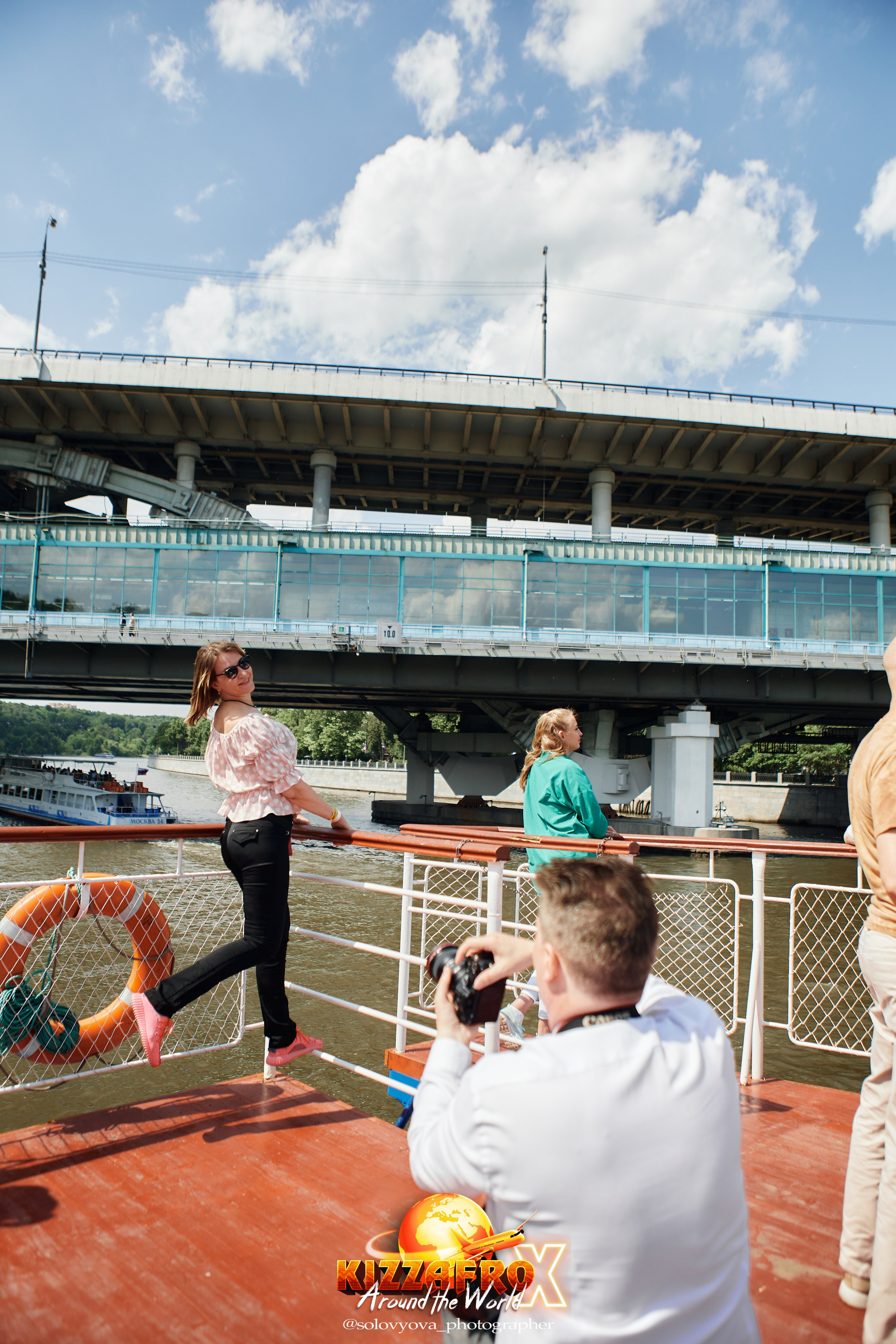 Boat party. Свадебный фотограф