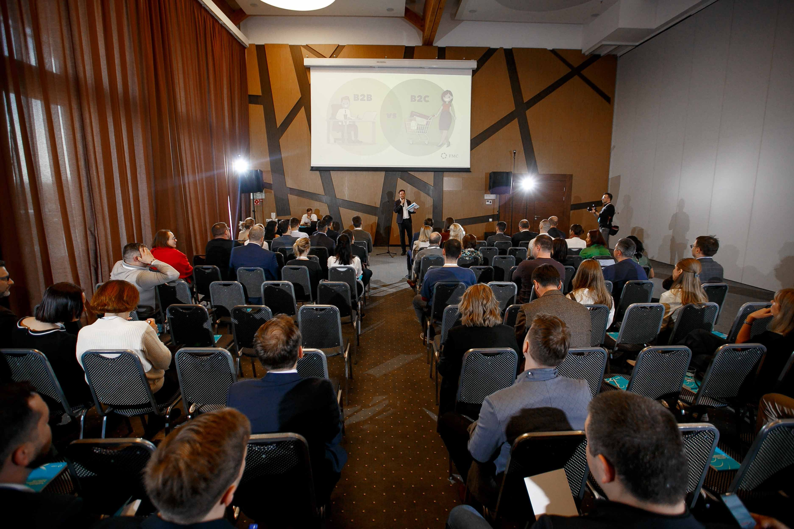 Конференция в «Азимуте». Ваш репортажный фотограф Артемий Антонов