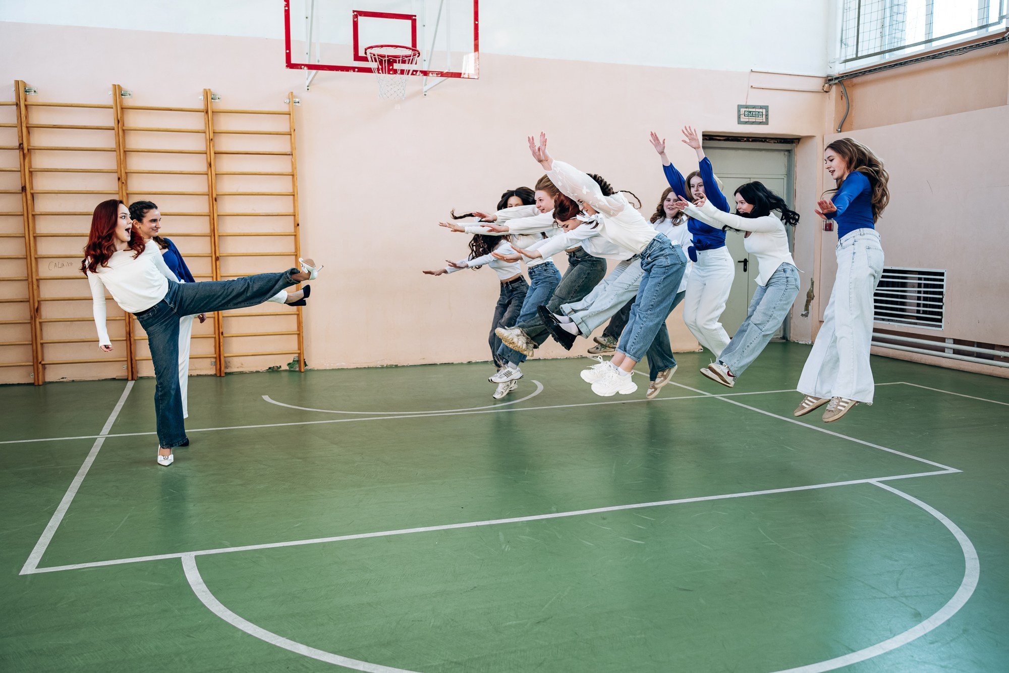Фотосессия учеников 11 класса в школе. Свадебный и репортажный фотограф в Ярославле Евгений Сальников