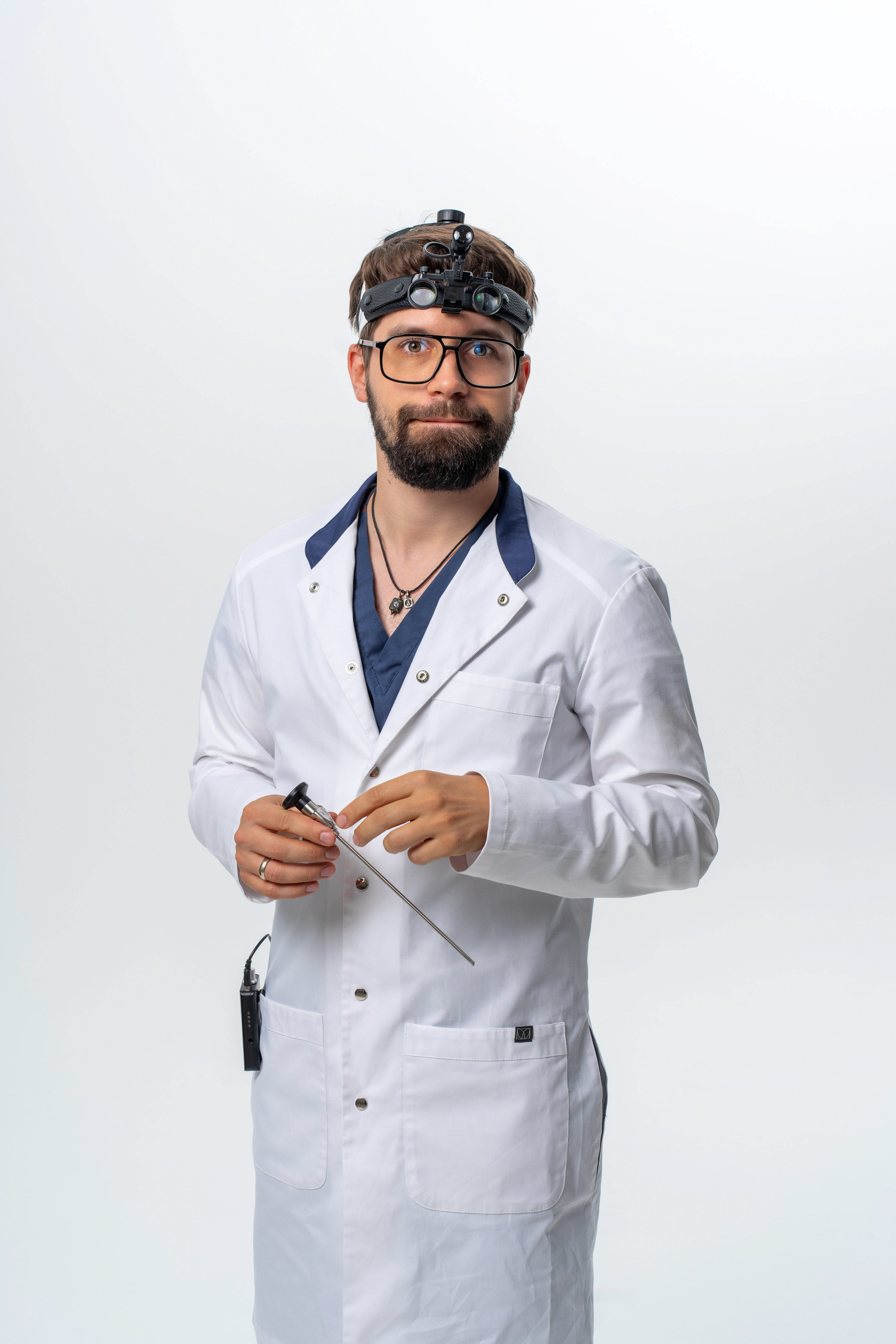 Фотосессия для лор врача в фотостудии в Москве