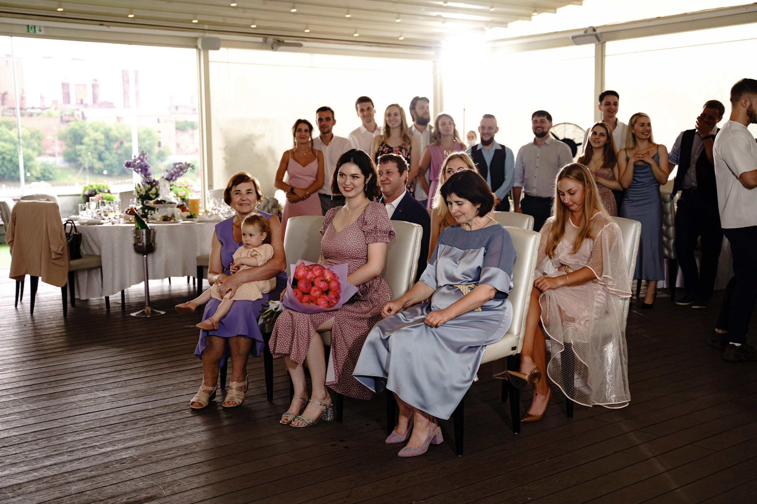 Свадебная фотосессия в отеле Crowne Plaza Moscow — World Trade Centre