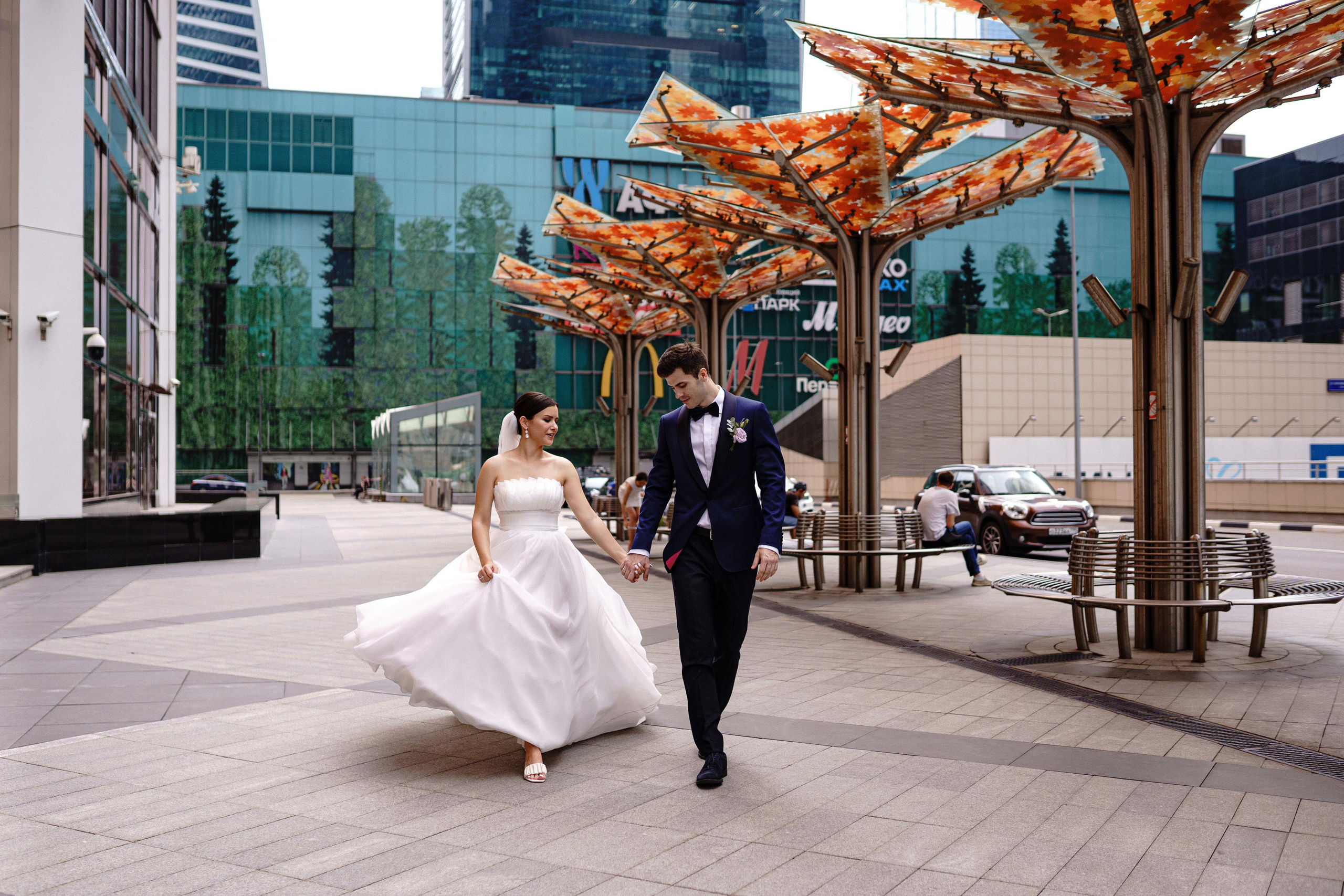 Свадебная фотосессия в отеле Crowne Plaza Moscow — World Trade Centre