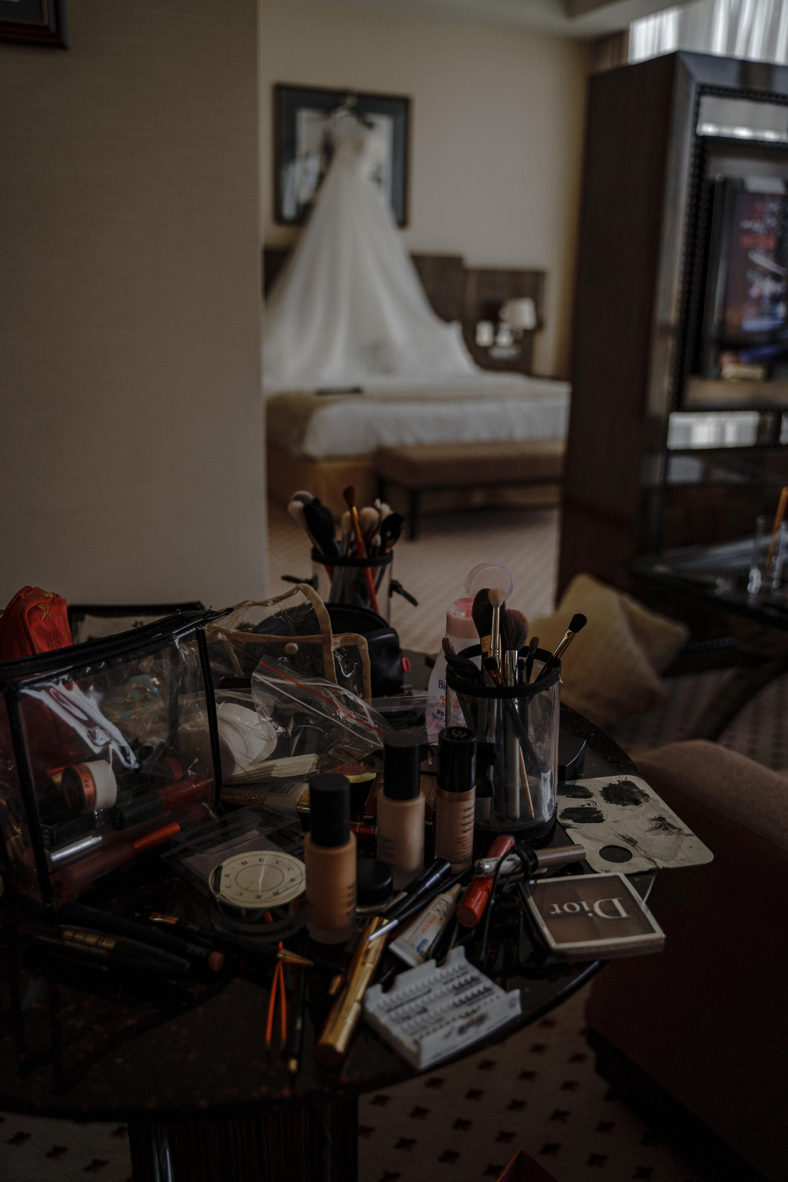 Свадебная фотосессия в отеле Crowne Plaza Moscow — World Trade Centre