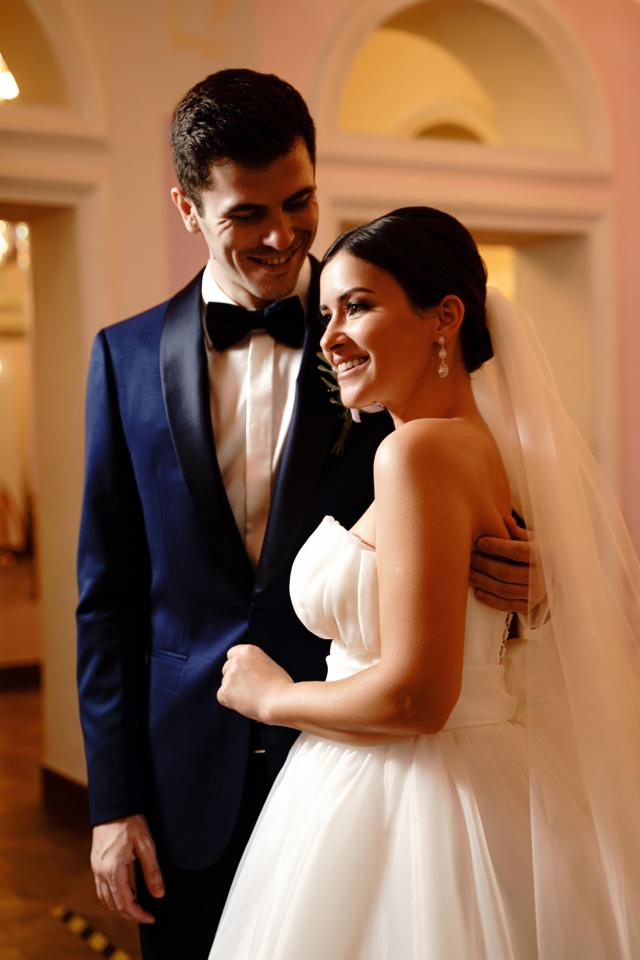 Свадебная фотосессия в отеле Crowne Plaza Moscow — World Trade Centre