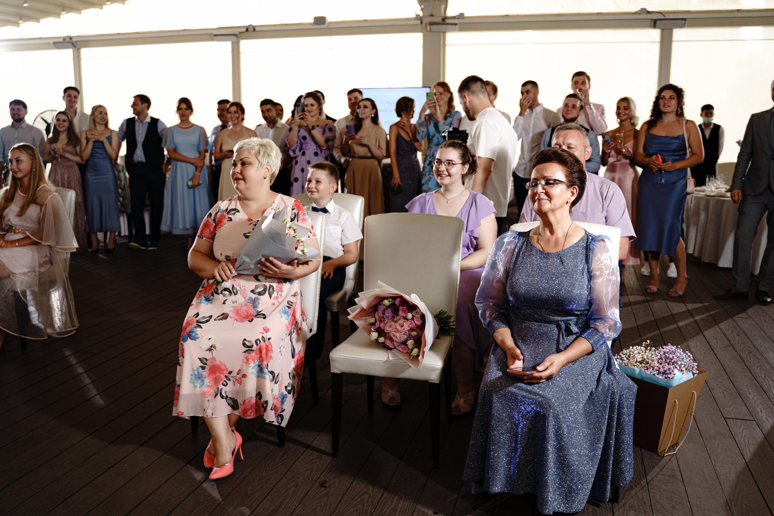 Свадебная фотосессия в отеле Crowne Plaza Moscow — World Trade Centre