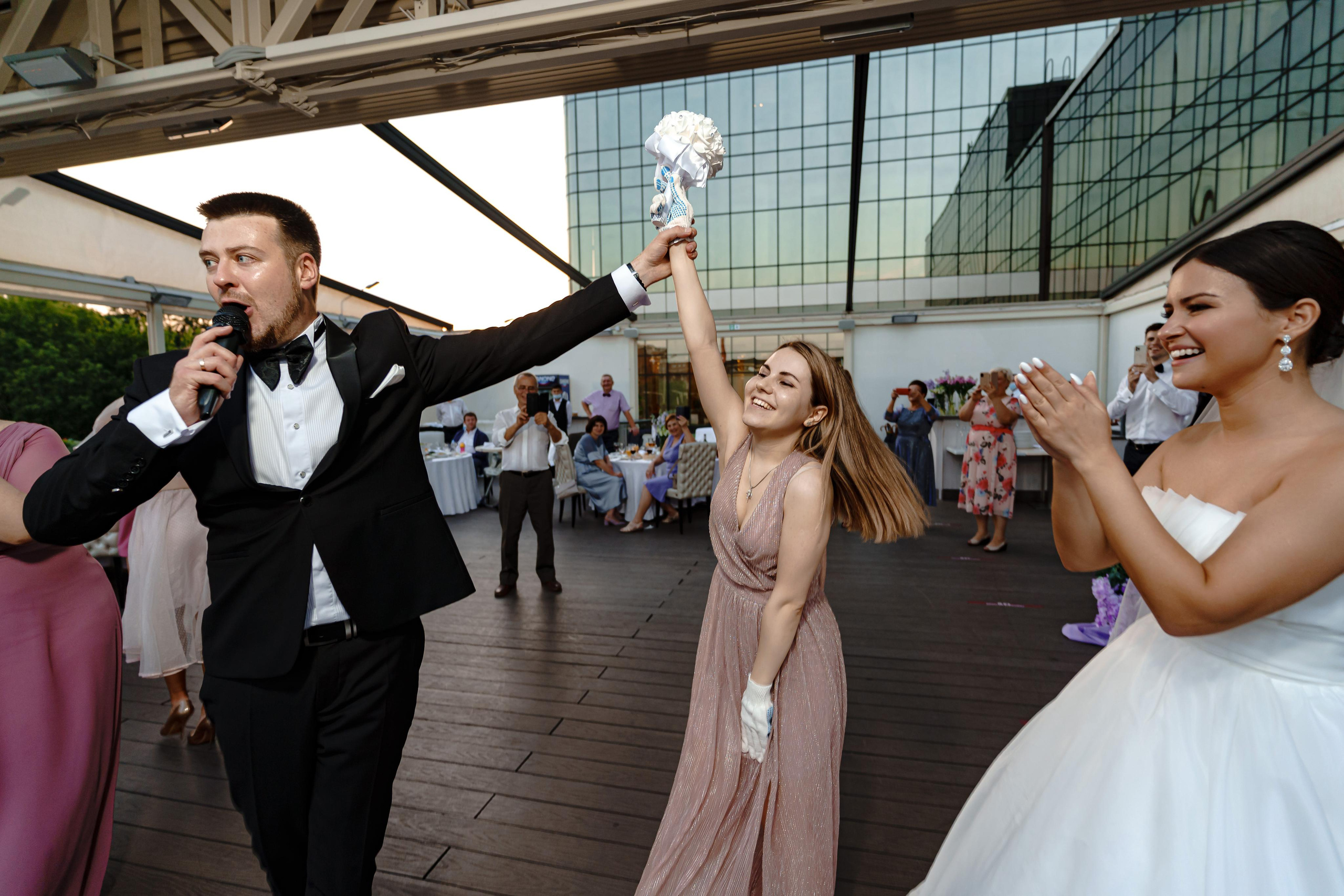 Свадебная фотосессия в отеле Crowne Plaza Moscow — World Trade Centre