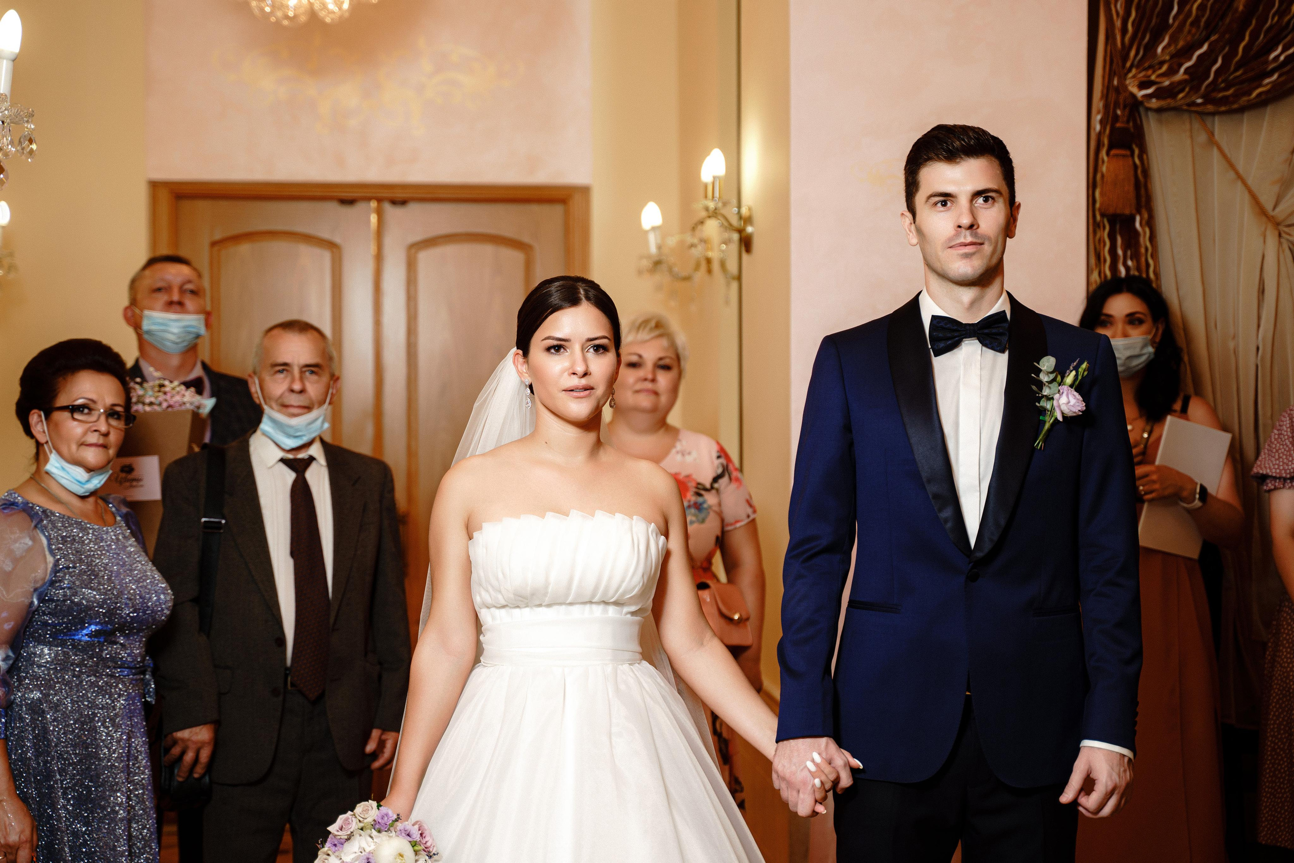 Свадебная фотосессия в отеле Crowne Plaza Moscow — World Trade Centre