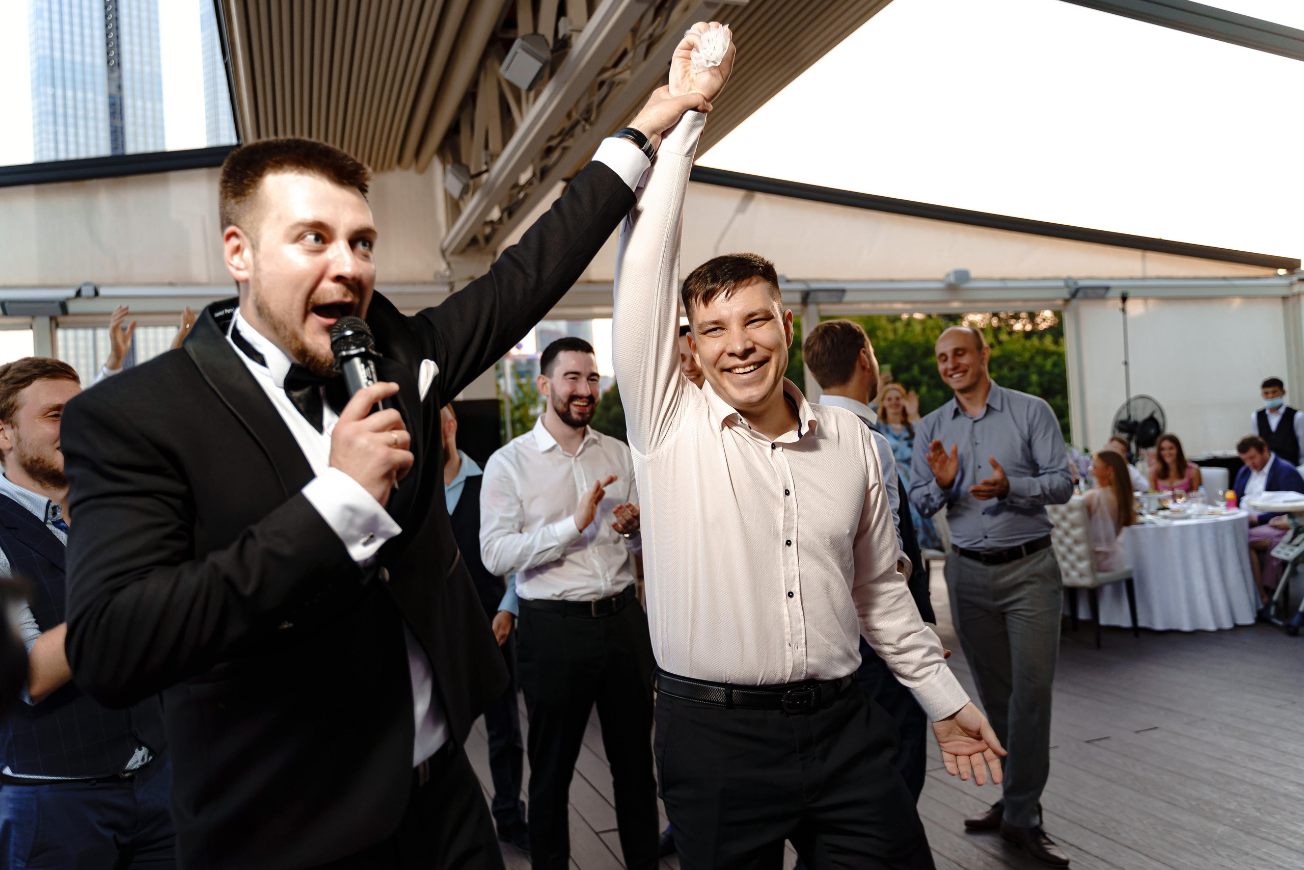 Свадебная фотосессия в отеле Crowne Plaza Moscow — World Trade Centre