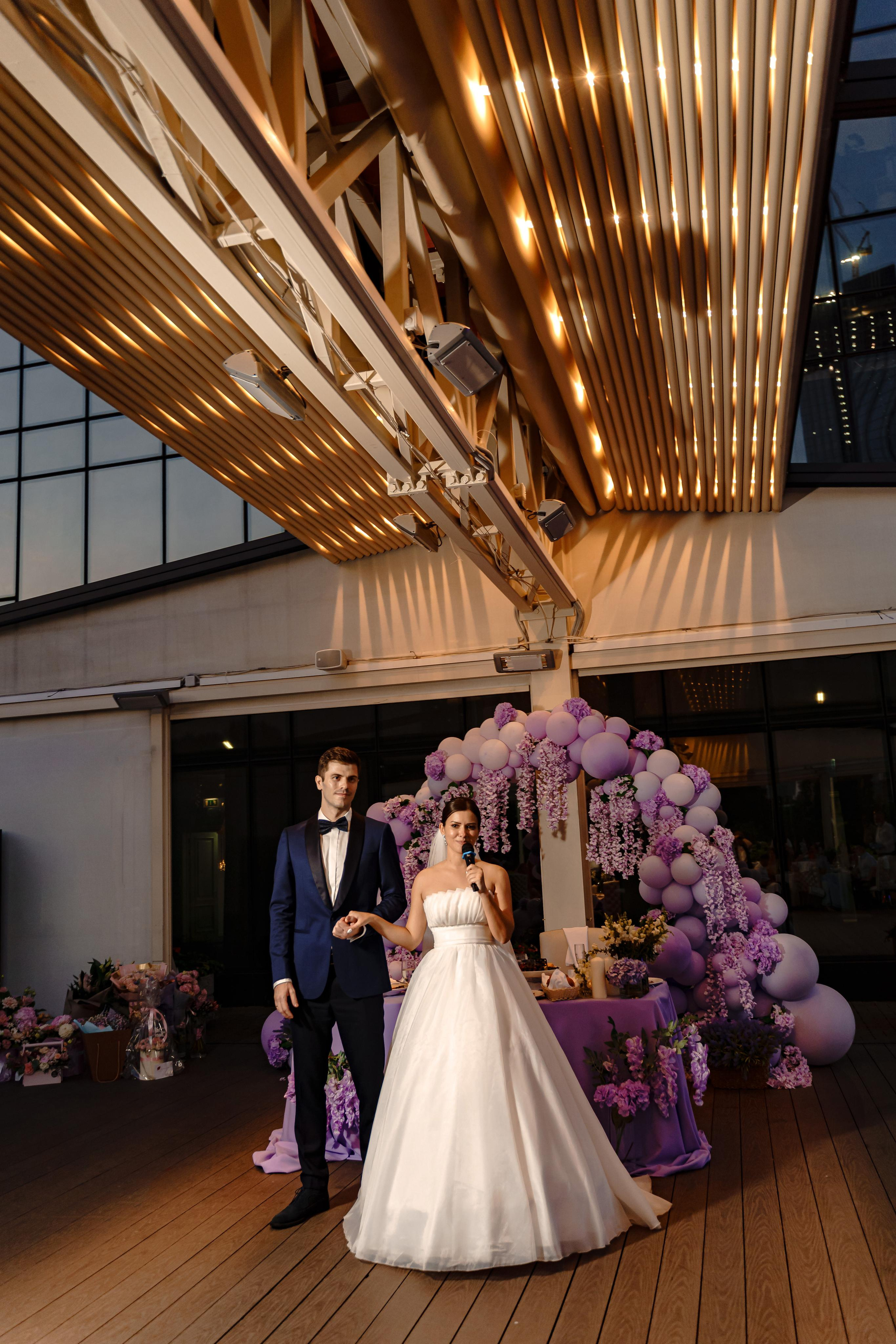 Свадебная фотосессия в отеле Crowne Plaza Moscow — World Trade Centre