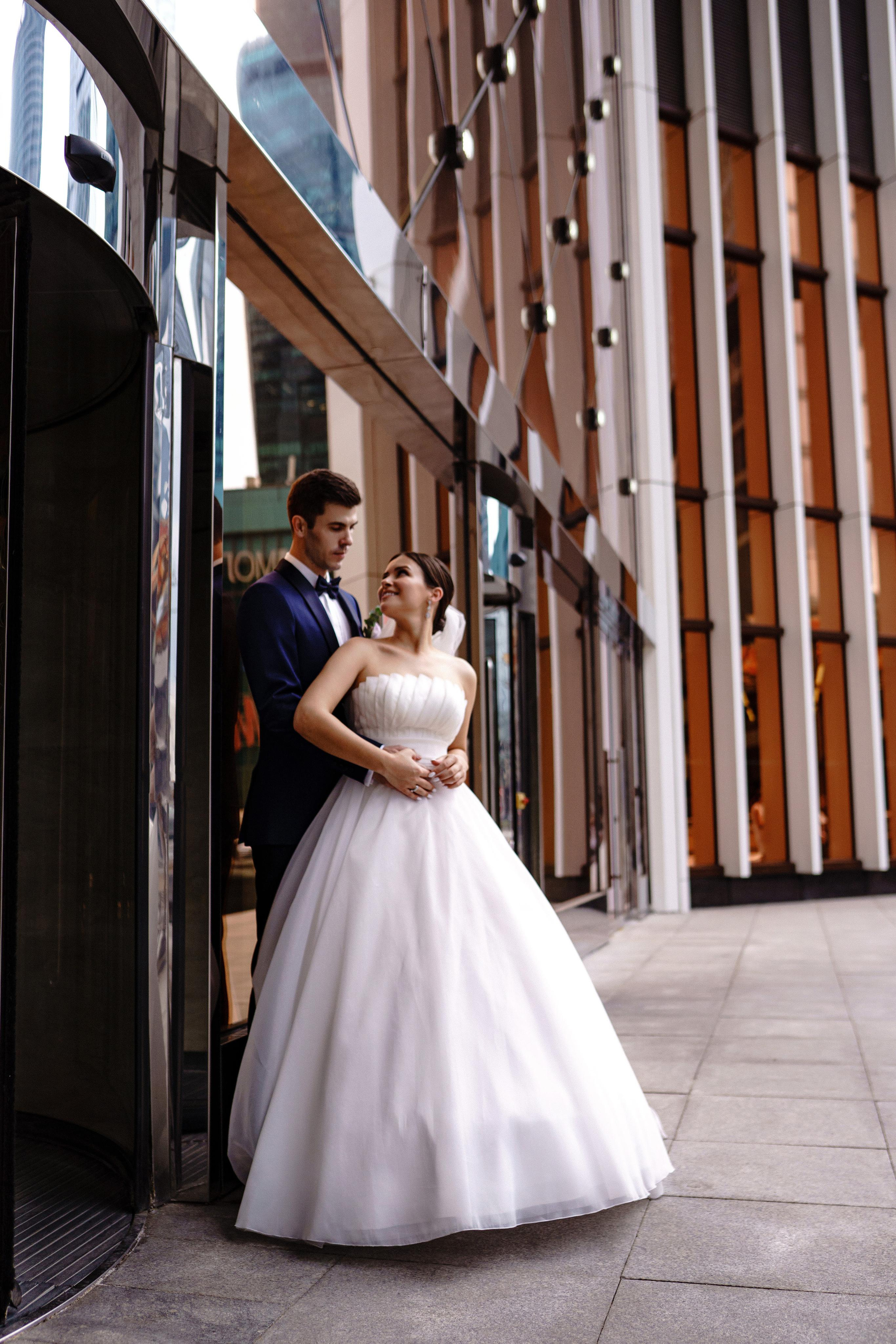 Свадебная фотосессия в отеле Crowne Plaza Moscow — World Trade Centre