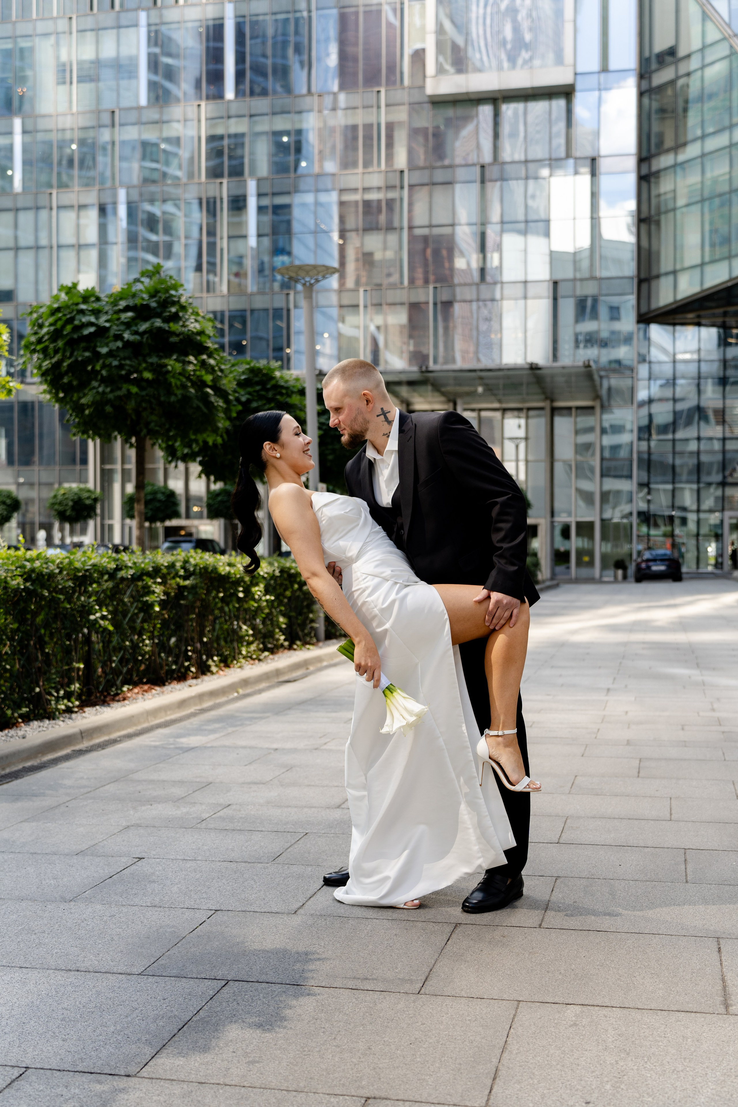 Жених и невеста в Москва-сити Фотосессия