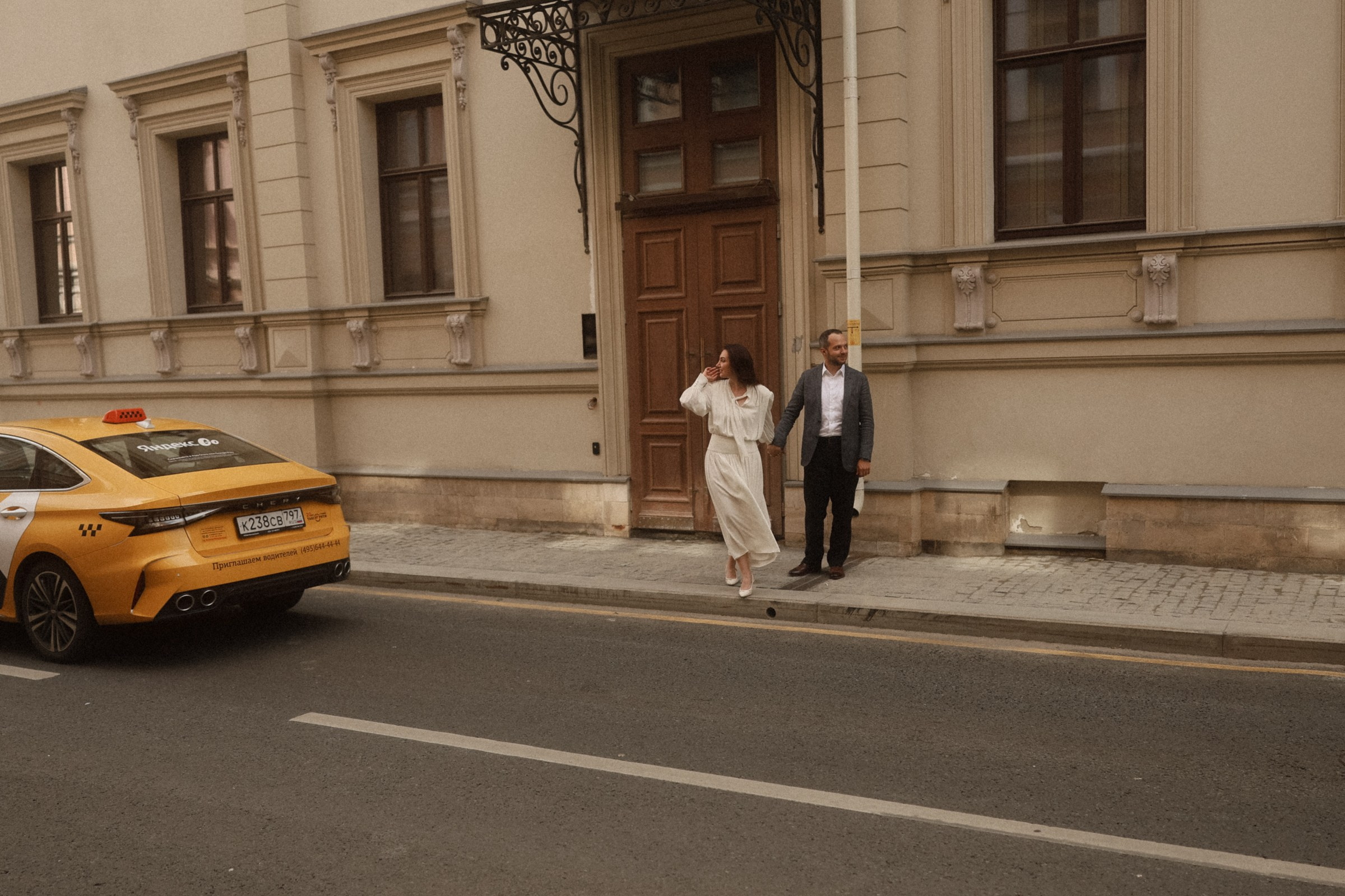 Тепло прикосновений | Илья и Яна. Фотограф Москва, Чехов Цыкоза Алина
