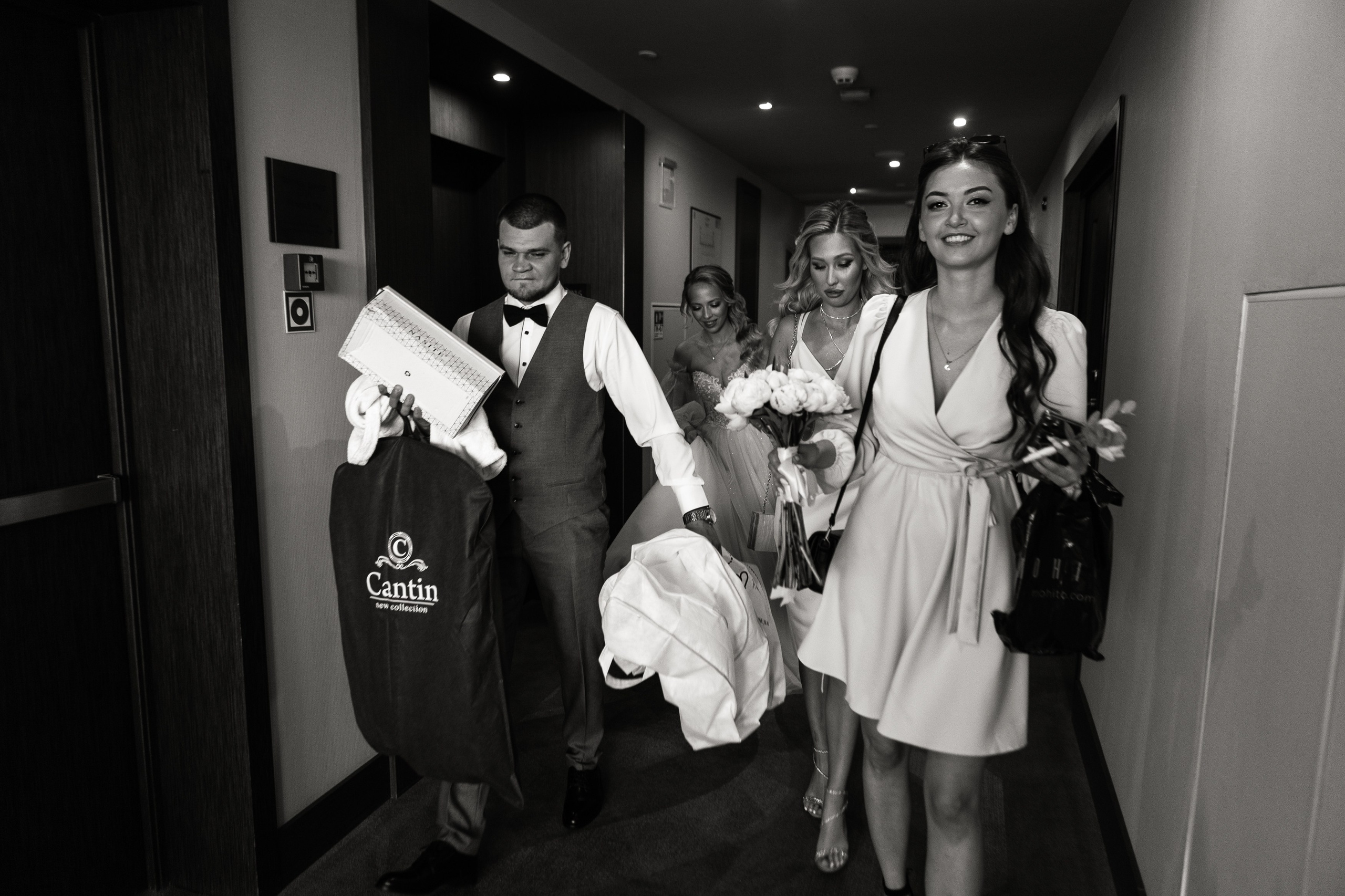 Свадебный фотограф Уфа — Руслан ГабдлисламовЖивые эмоции, красивые кадры, воспоминания на всю жизнь.Работаю по всей Республике Башкортоста. Свадебный фотограф Уфа Руслан Габдлисламов