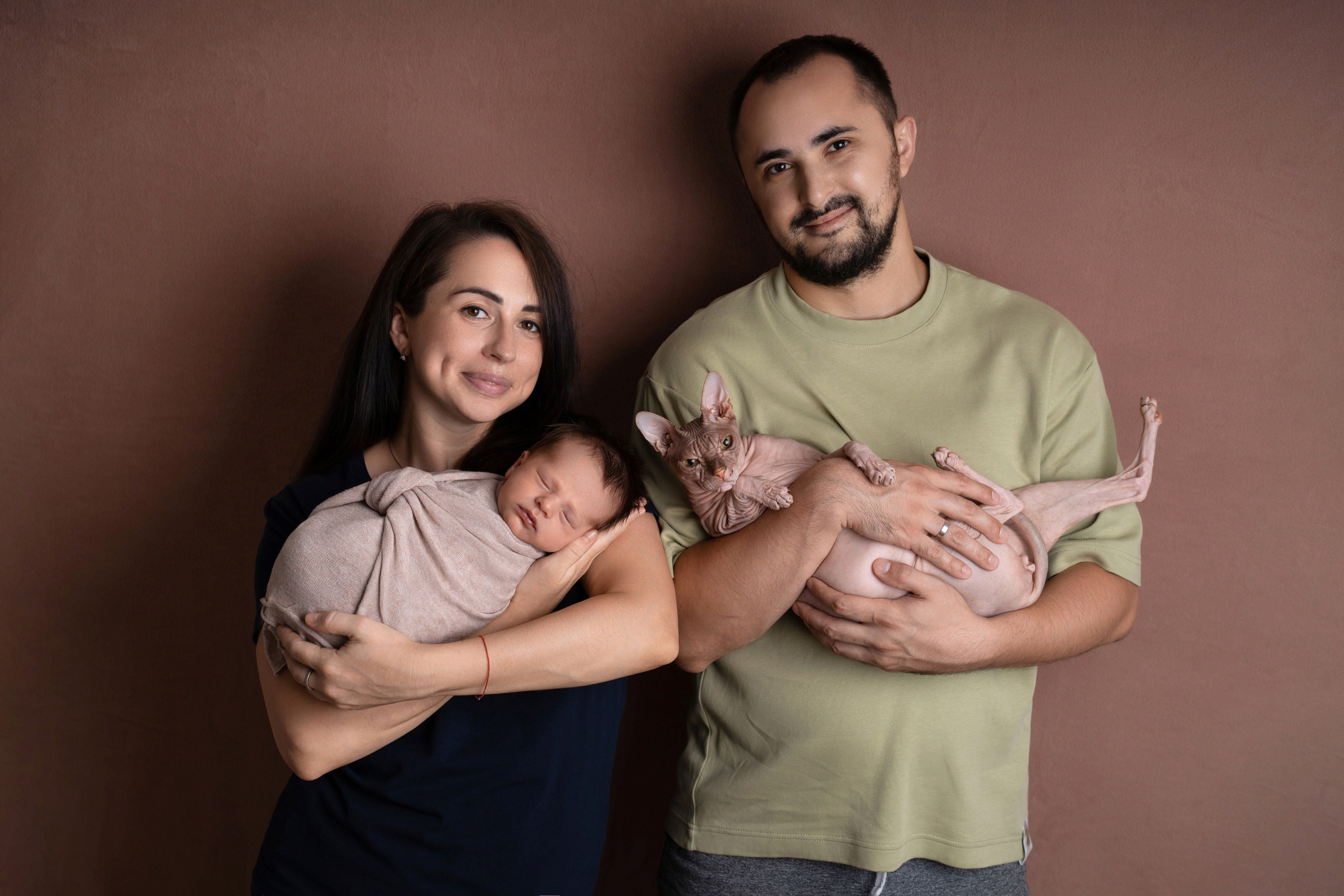 Фото с родителями/Макроснимки. Фотограф новорожденных Оренбург и свадебный фотограф Оренбург