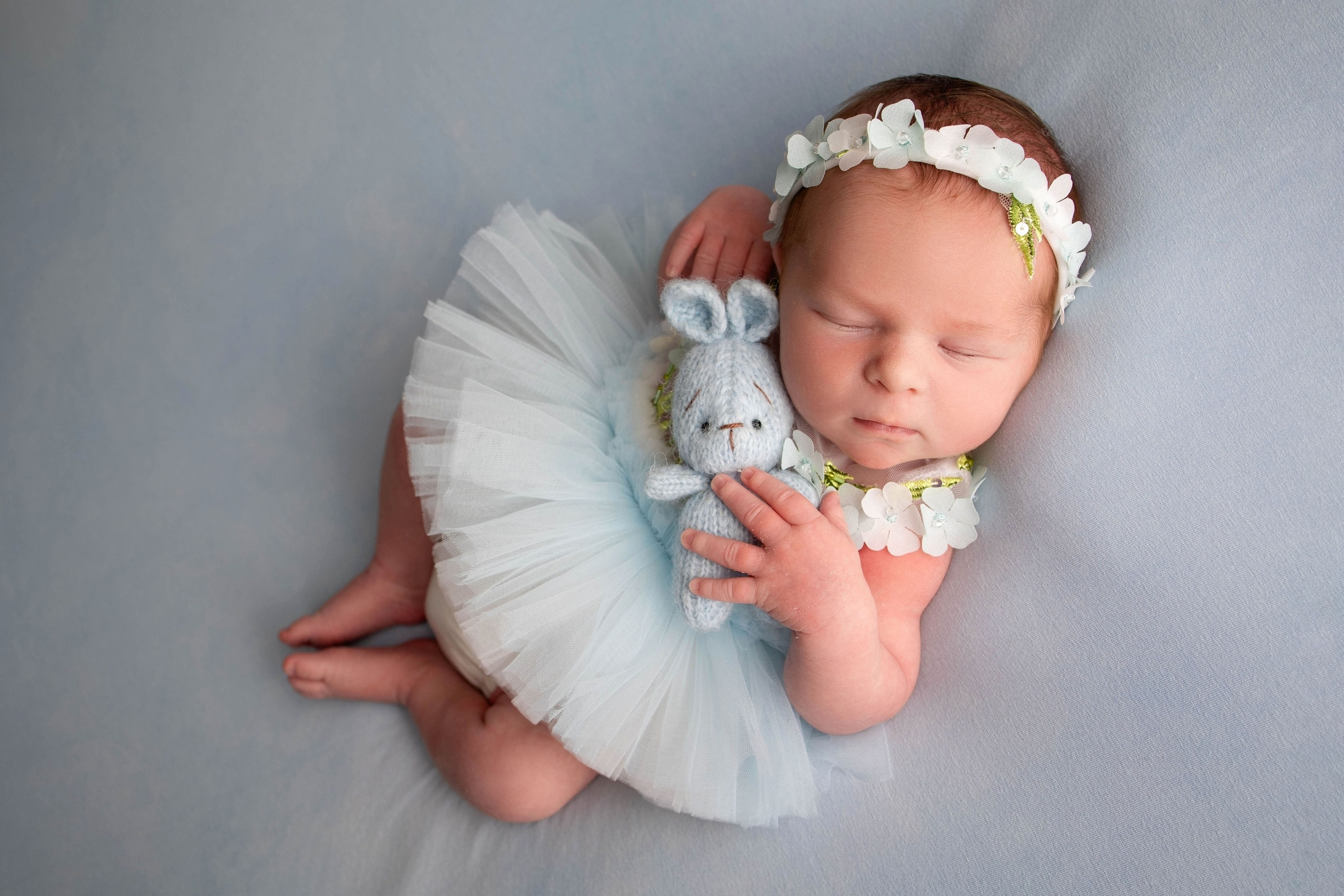 Нежная и милая фотосессия первых дней жизни Вашего ребенка в Минске. Фотограф новорождённых Минск — стоимость newborn фотосессии в Минске