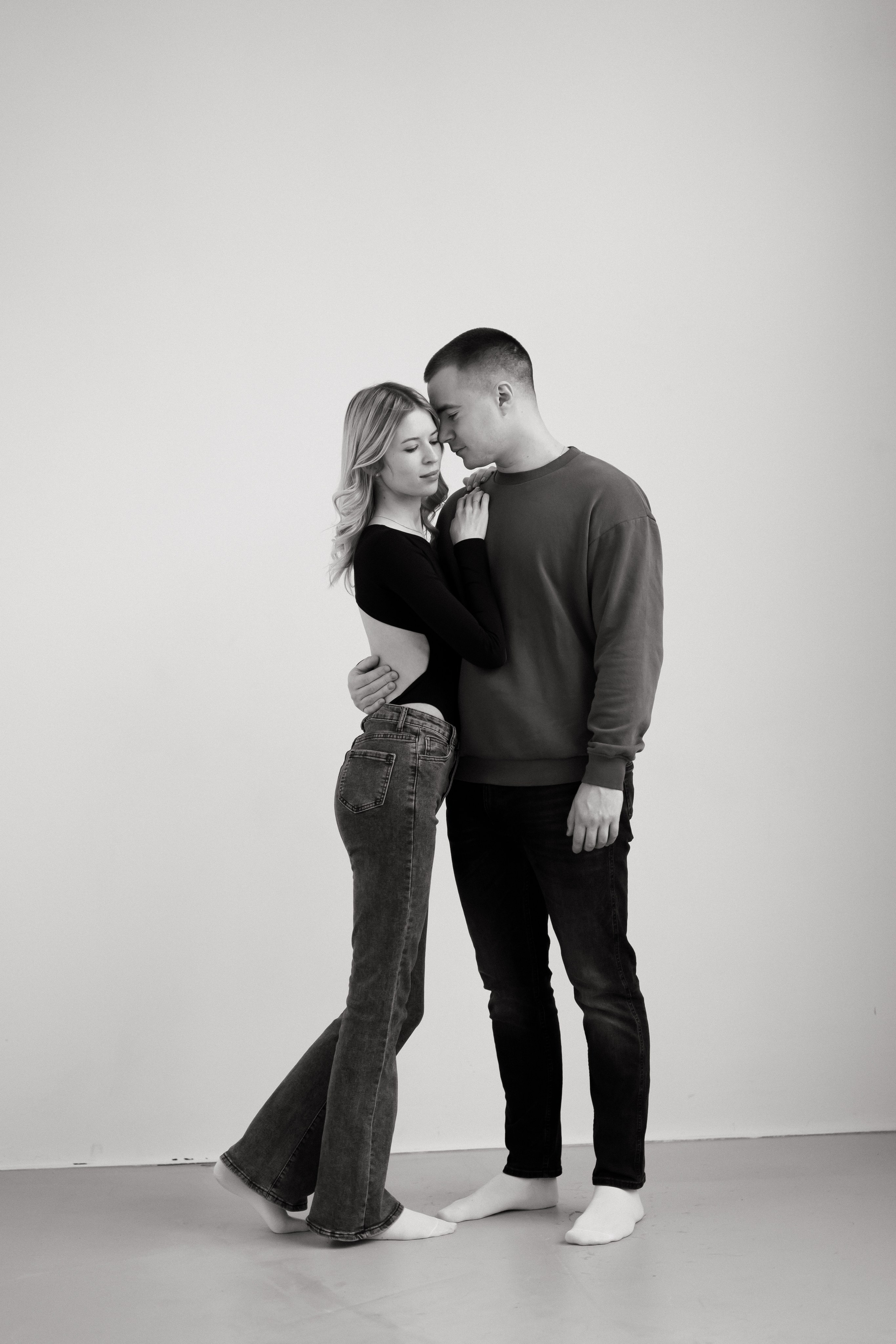 Парная фотосессия в студии в Архангельске. Портретный и свадебный фотограф в Архангельске Елизавета Стрекаловская