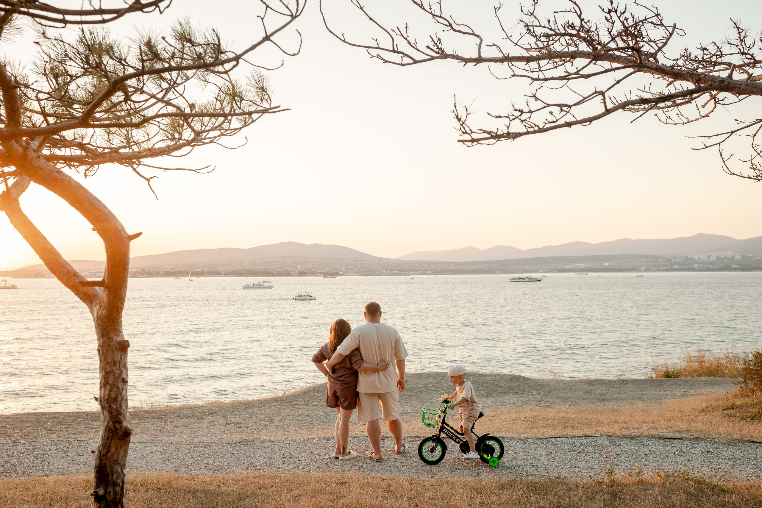 Виктория, Андрей и Даниил. Фотограф в Геленджике, Архипо-Осиповке, Абрау-Дюрсо, Кринице Виктория