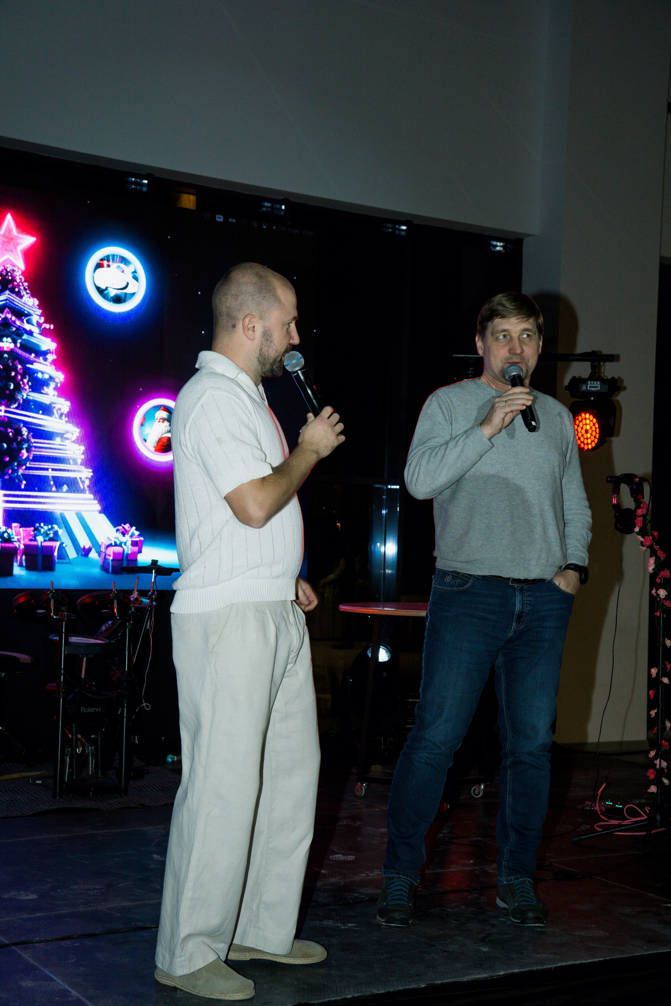 МТС корпоратив Гавайская вечеринка. Фотограф