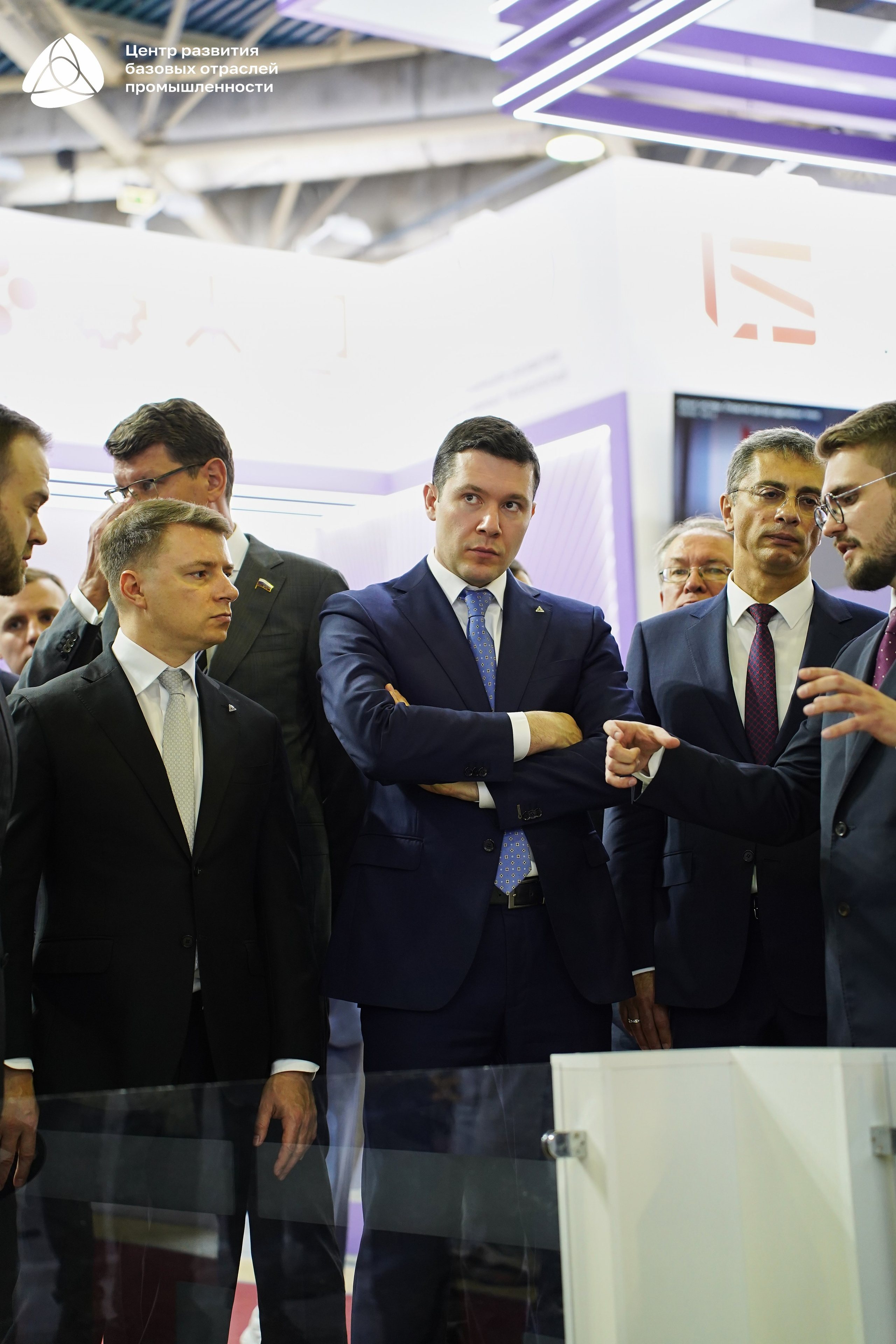 ЭКСПОЦЕНТР Алиханов. Фотограф