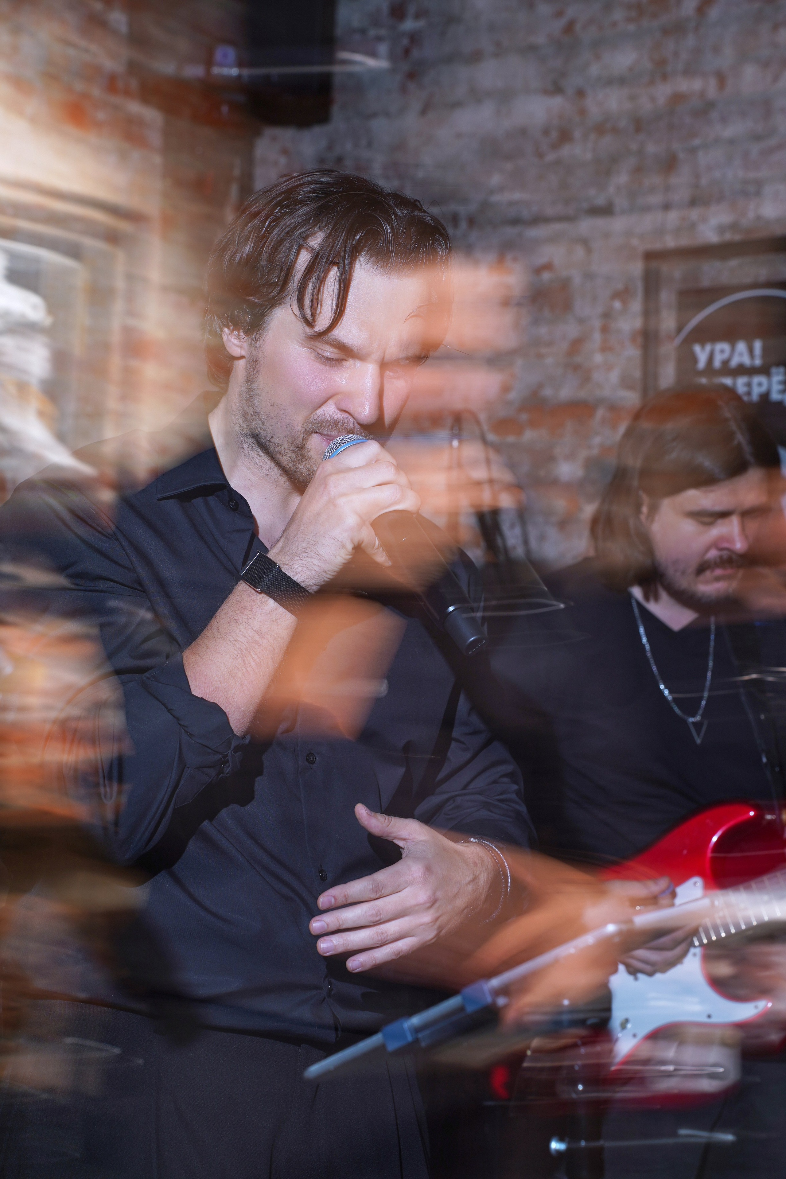 Концерт кавер группы. Фотограф