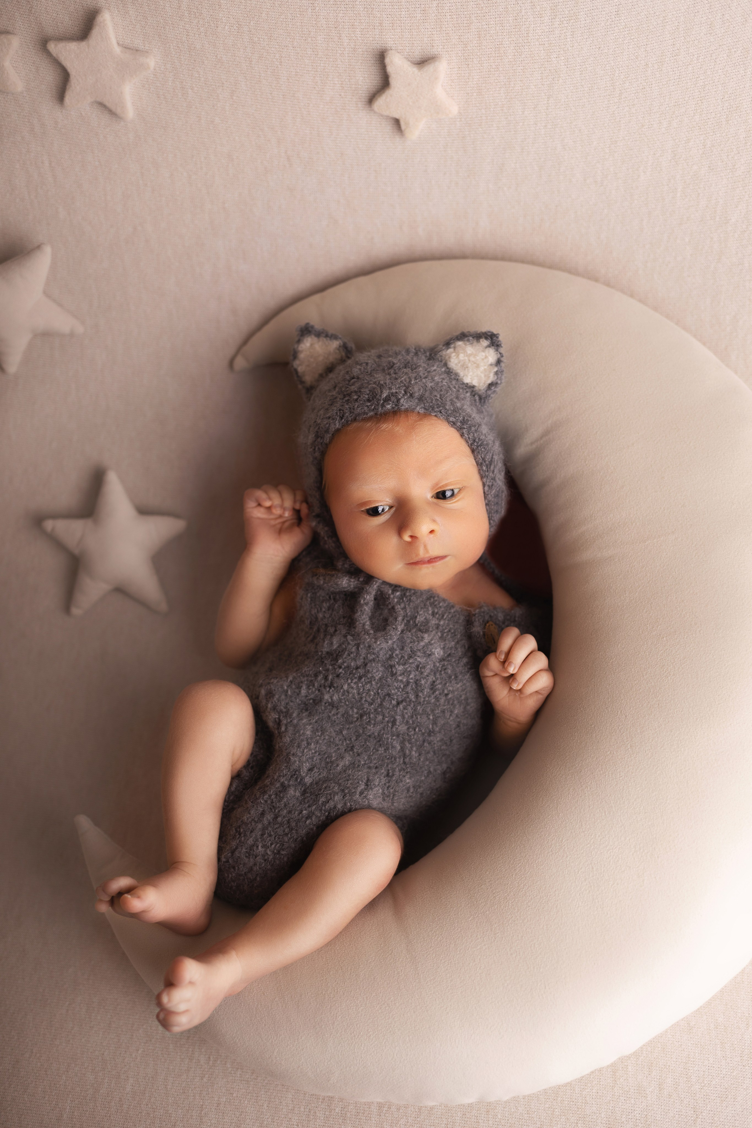 Классическая фотосессия малыша. Фотограф новорожденных малышей в Омске и Омской области Эльвира Камаева