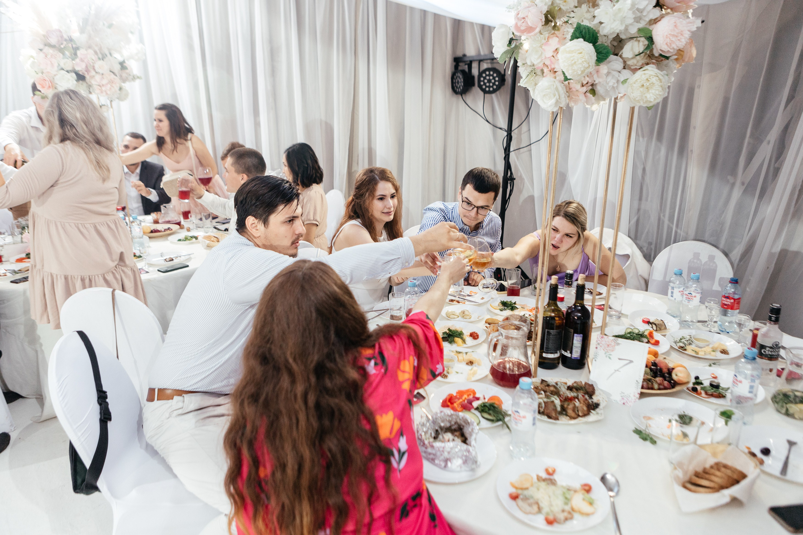 Свадебный фотограф Уфа — Руслан ГабдлисламовЖивые эмоции, красивые кадры, воспоминания на всю жизнь.Работаю по всей Республике Башкортоста. Свадебный фотограф Уфа Руслан Габдлисламов