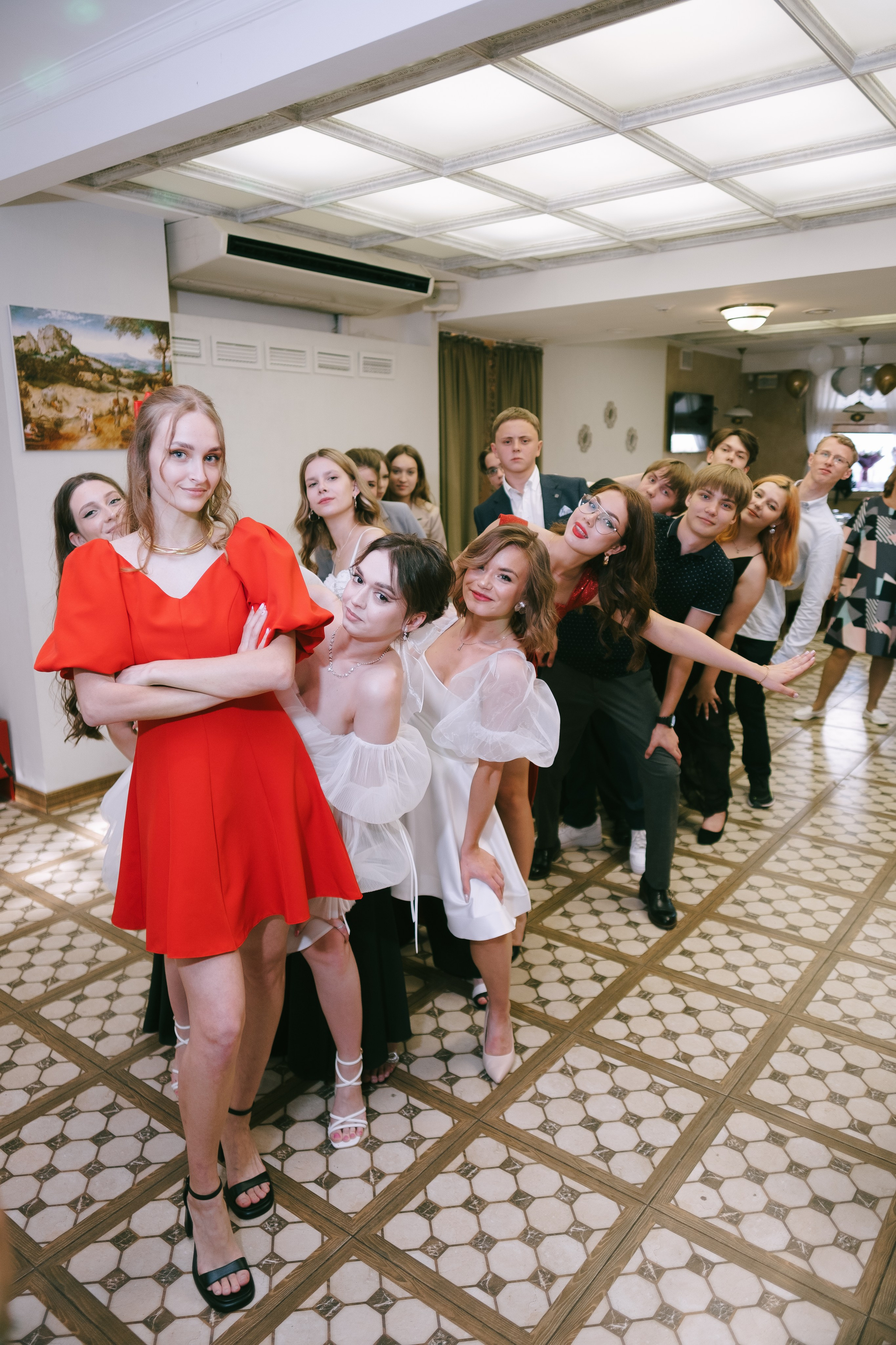 Выпускной школа 33. Свадебный и репортажной фотограф Денис Ожигин в Краснодаре и Краснодарском крае